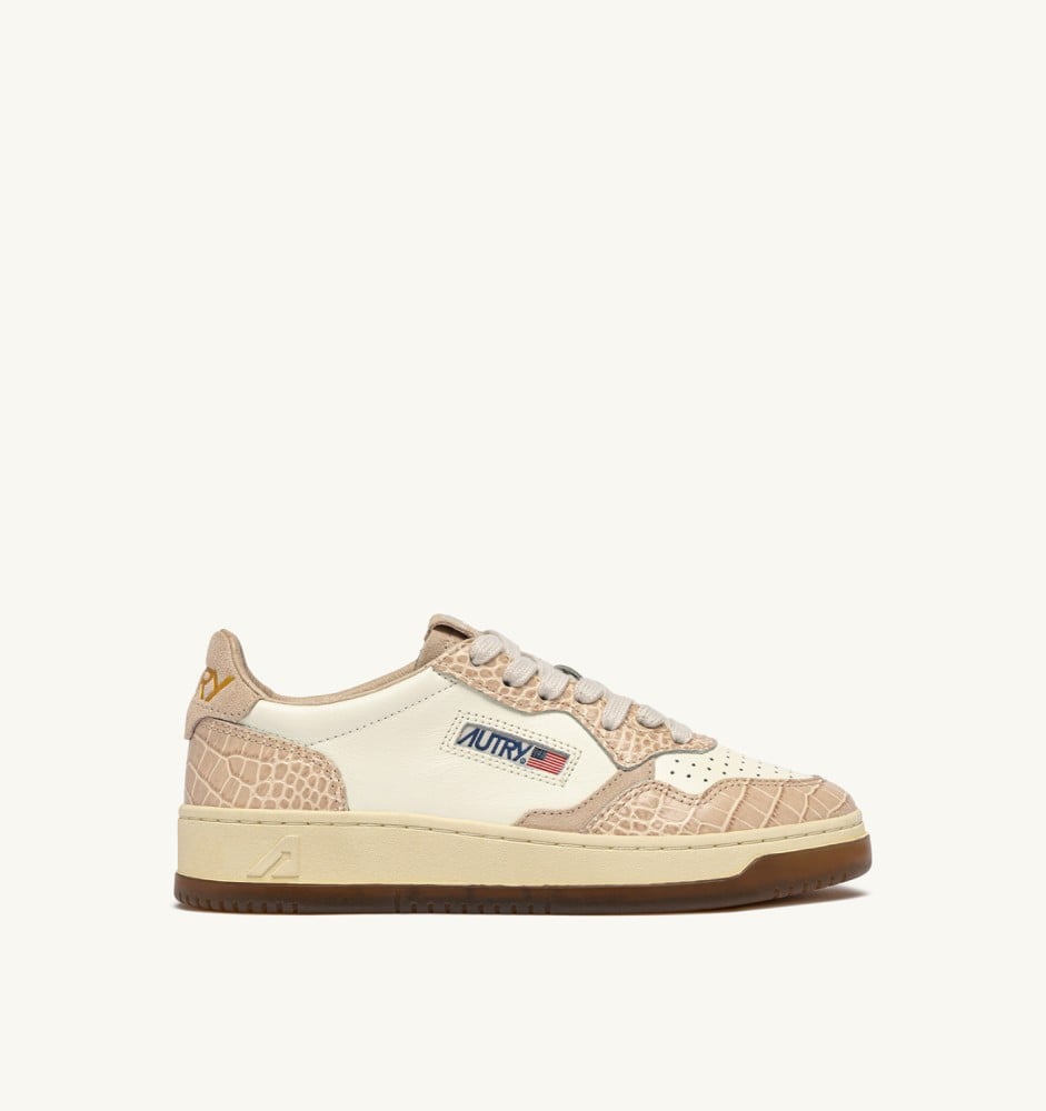 MEDALIST LOW IN MARSHMALLOW AND IVORY LEATHER