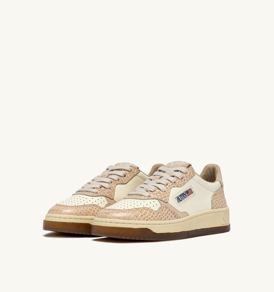 MEDALIST LOW IN MARSHMALLOW AND IVORY LEATHER