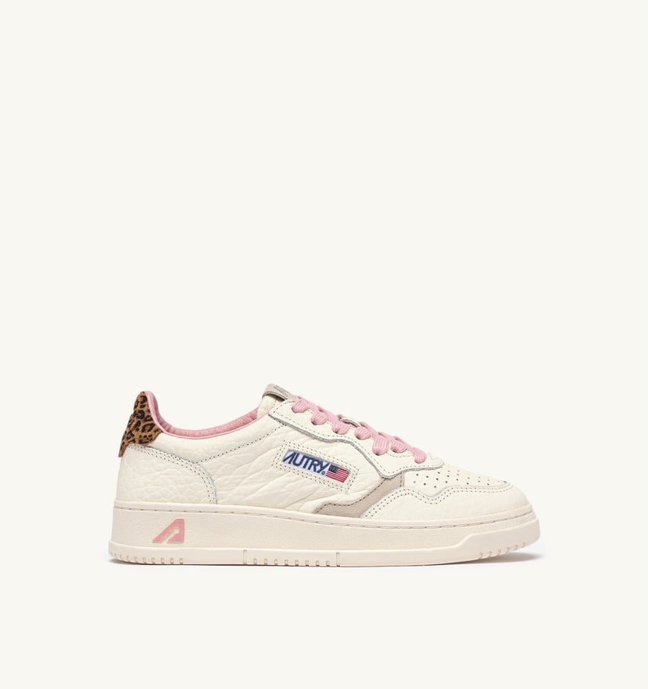 MEDALIST LOW IN SAND AND LEOPARD LEATHER