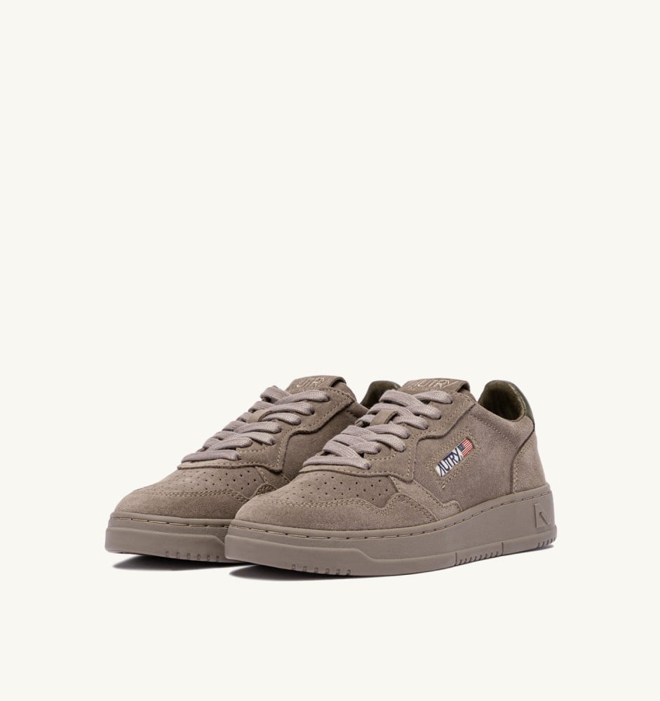 MEDALIST LOW IN ANTELOPE AND MILITARY SUEDE