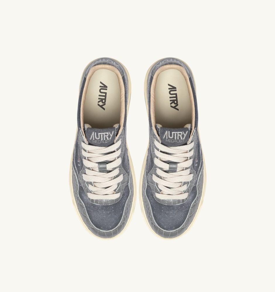 MEDALIST LOW IN NIGHT OWL SUEDE AND LEATHER