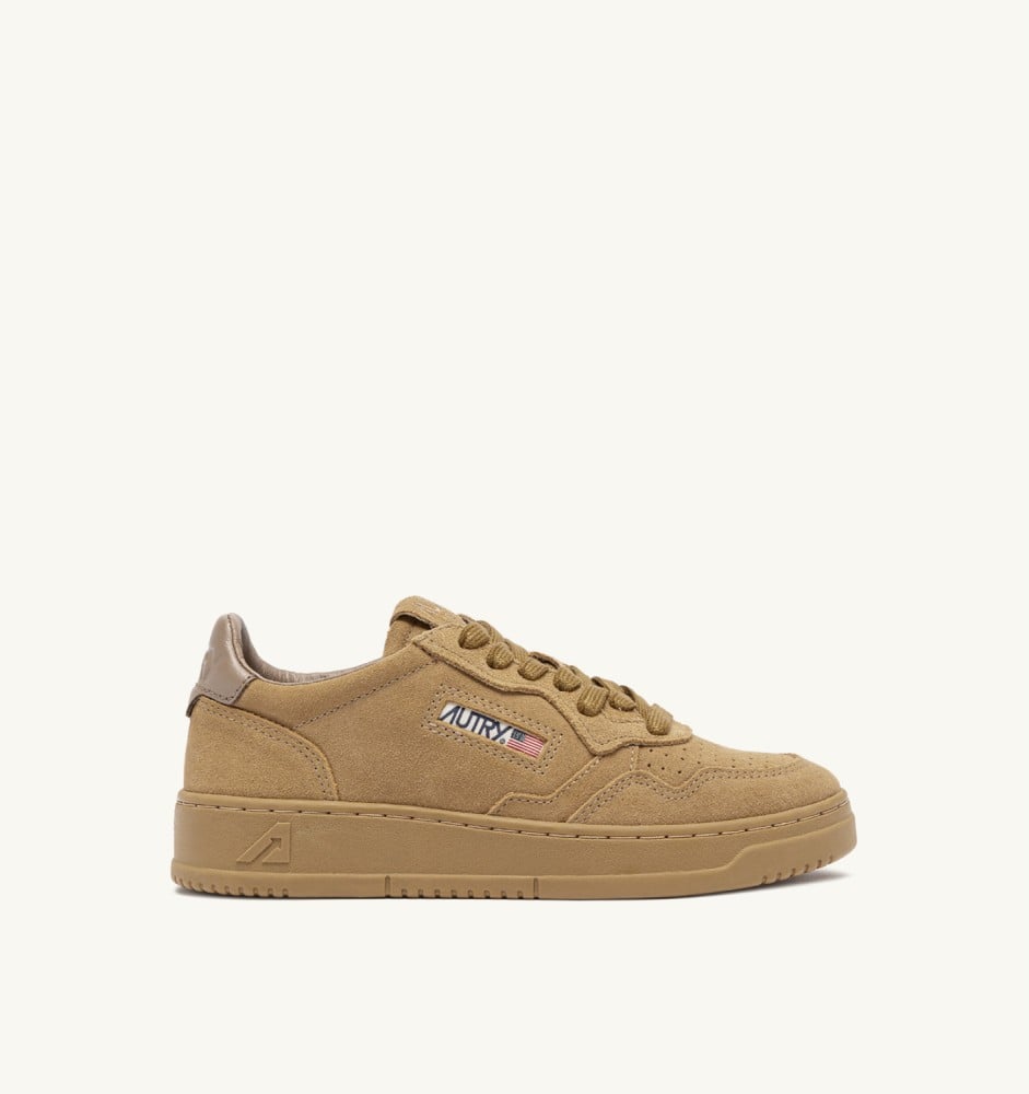 MEDALIST LOW IN COPPER AND ANTELOPE SUEDE