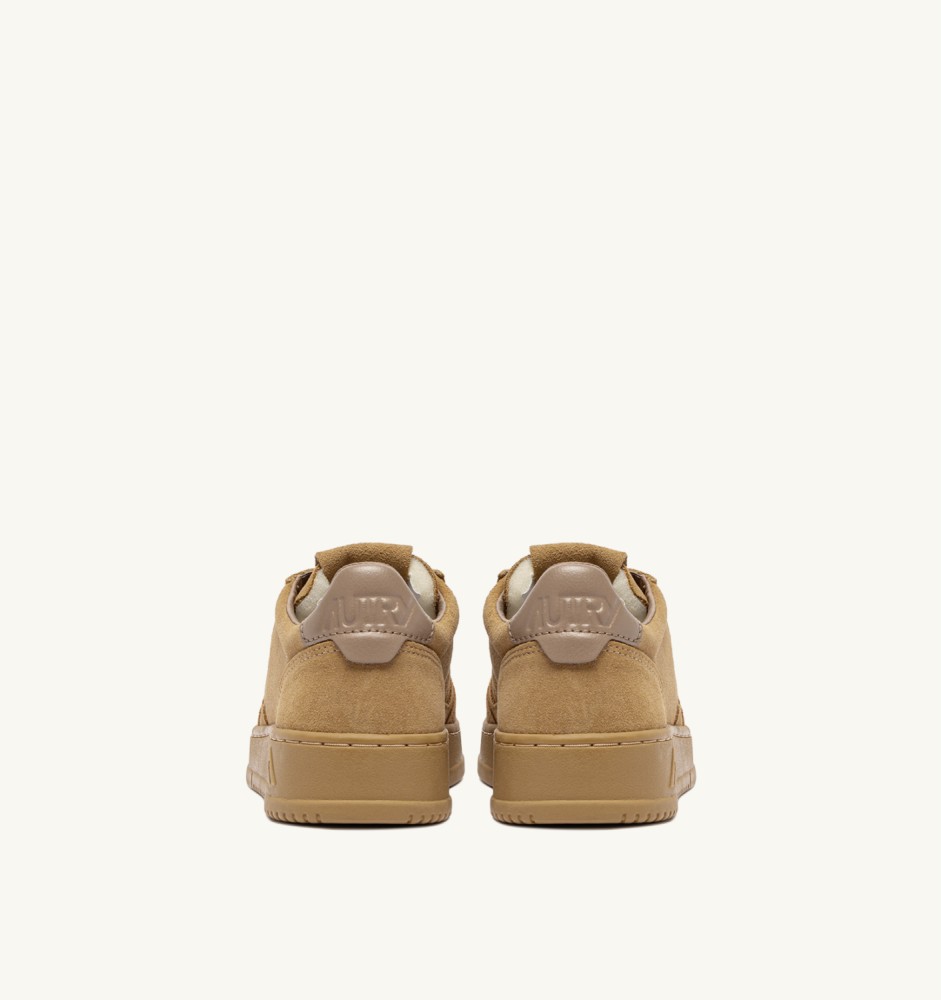 MEDALIST LOW IN COPPER AND ANTELOPE SUEDE