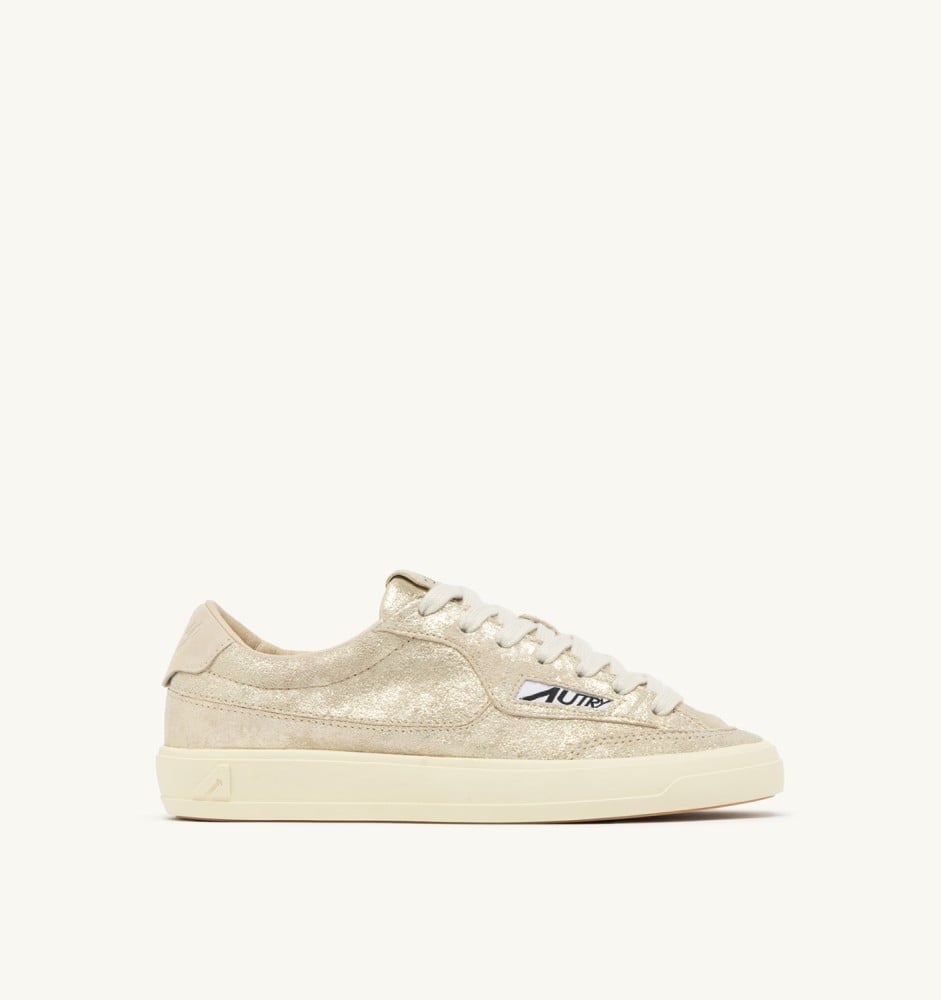 WINDSCAPE LOW IN PLATINUM AND SAND LAMINATED SUEDE