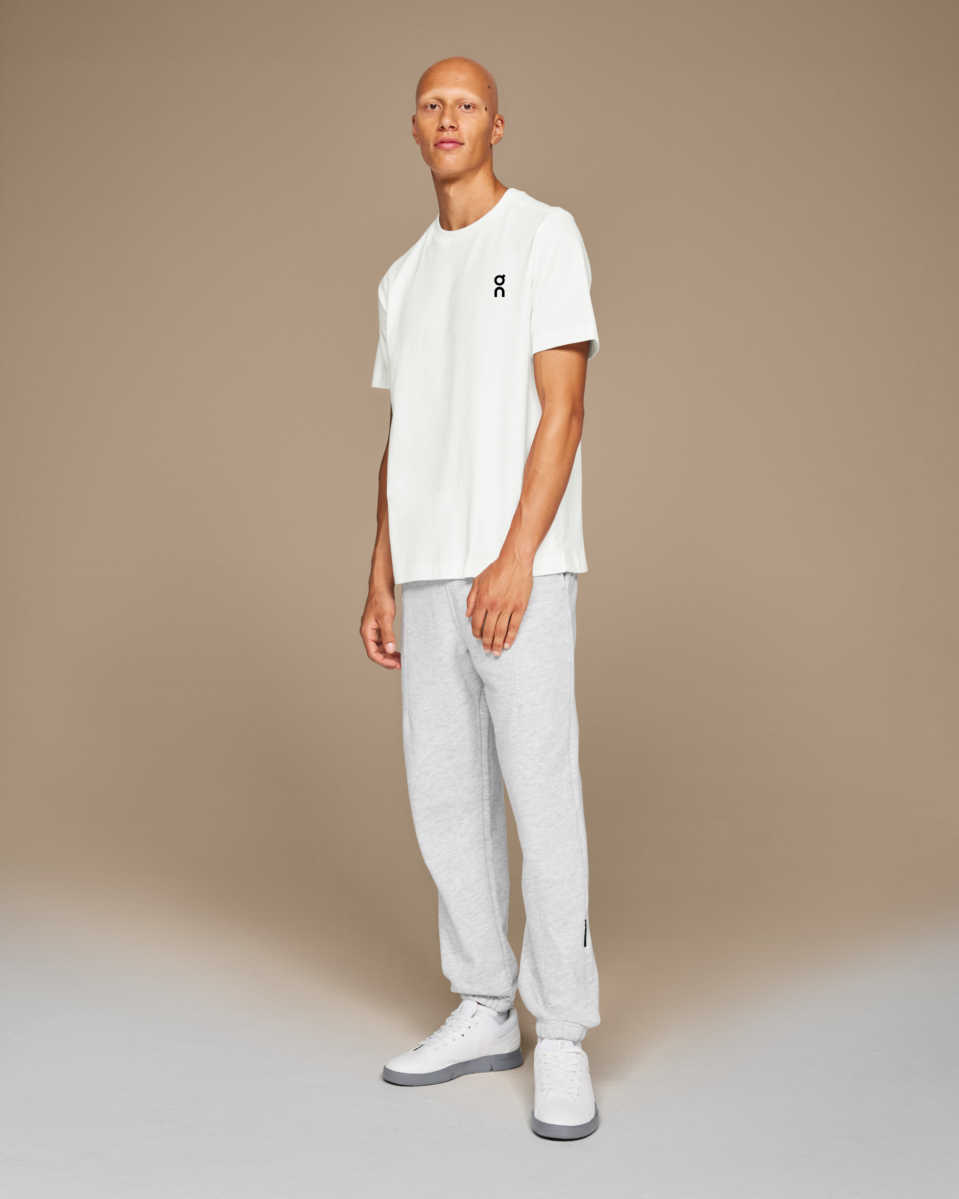 Club-T - White