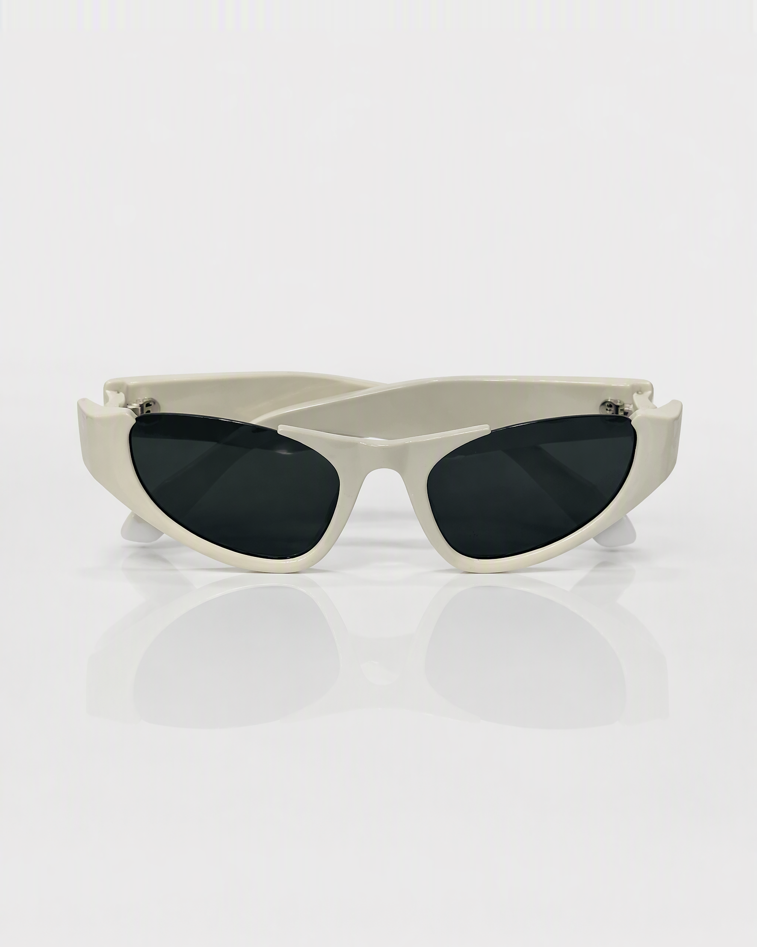 Byte White product image 5