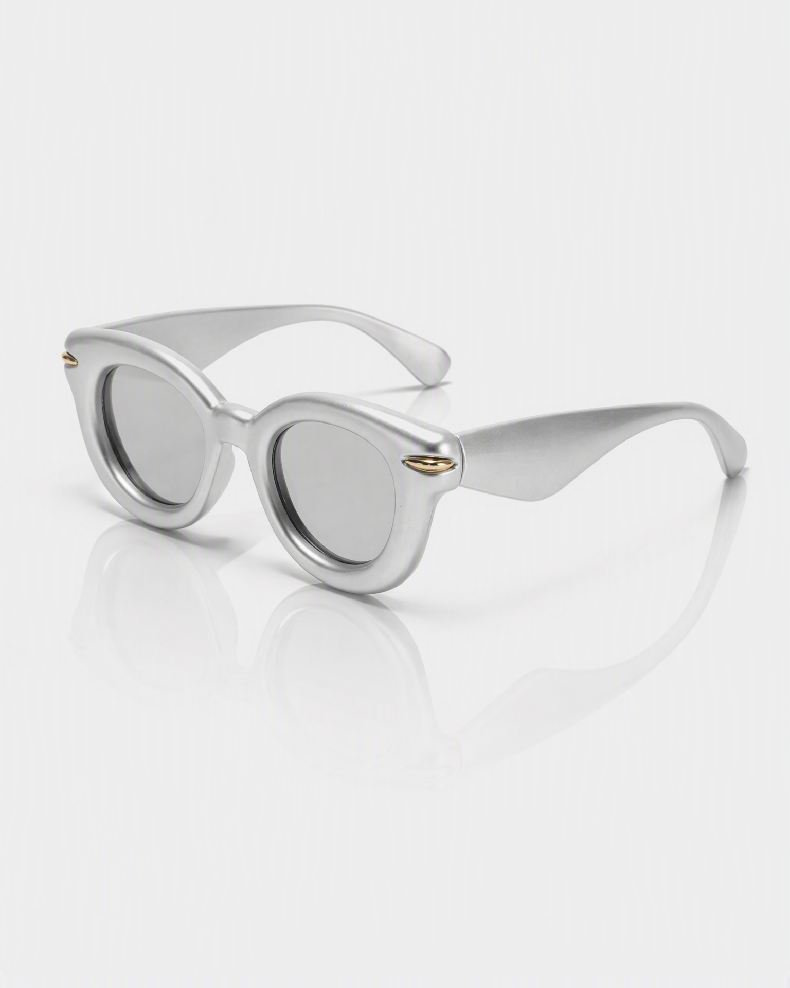 Cosmo Silver product image 3