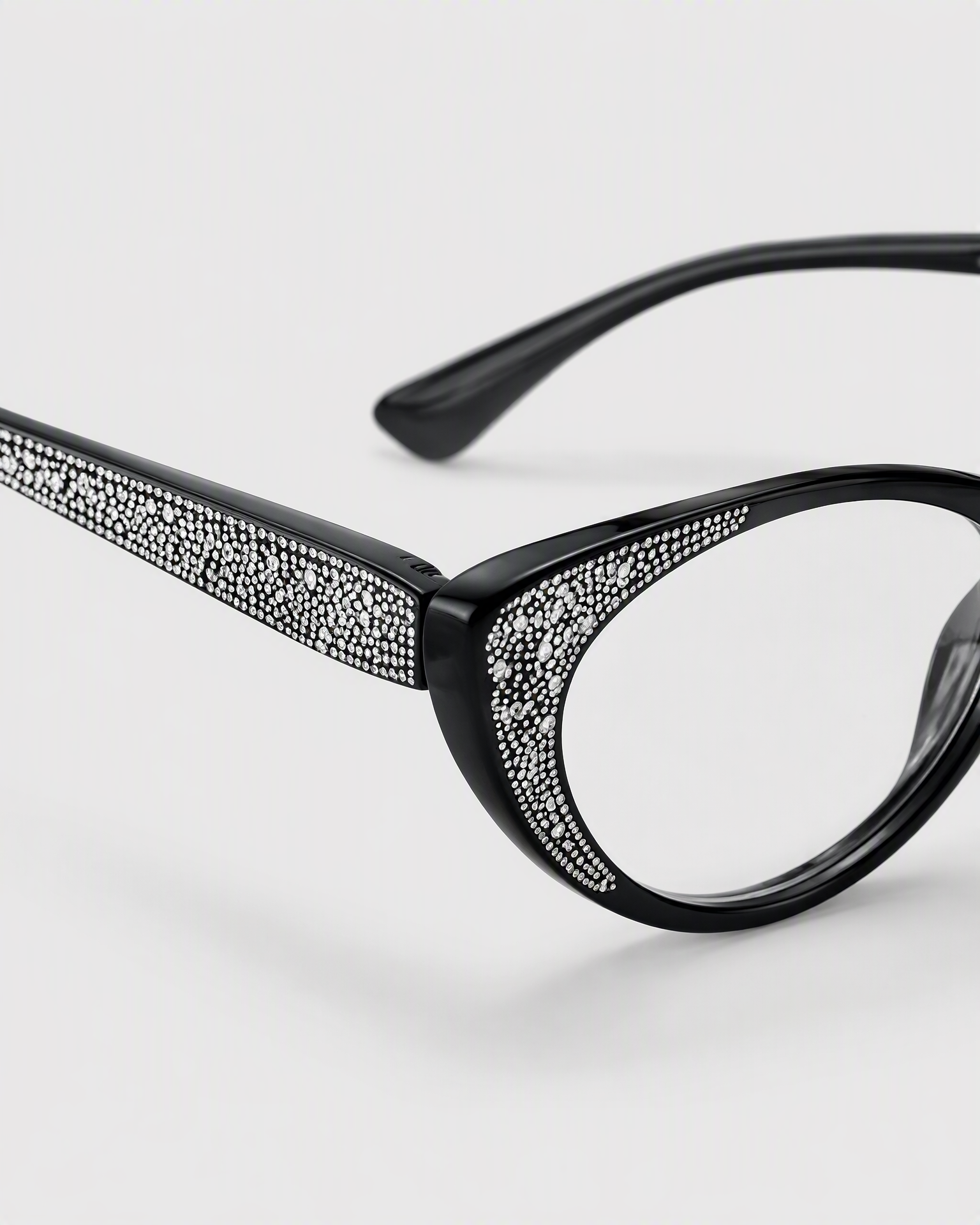 Kiki Black product image 6