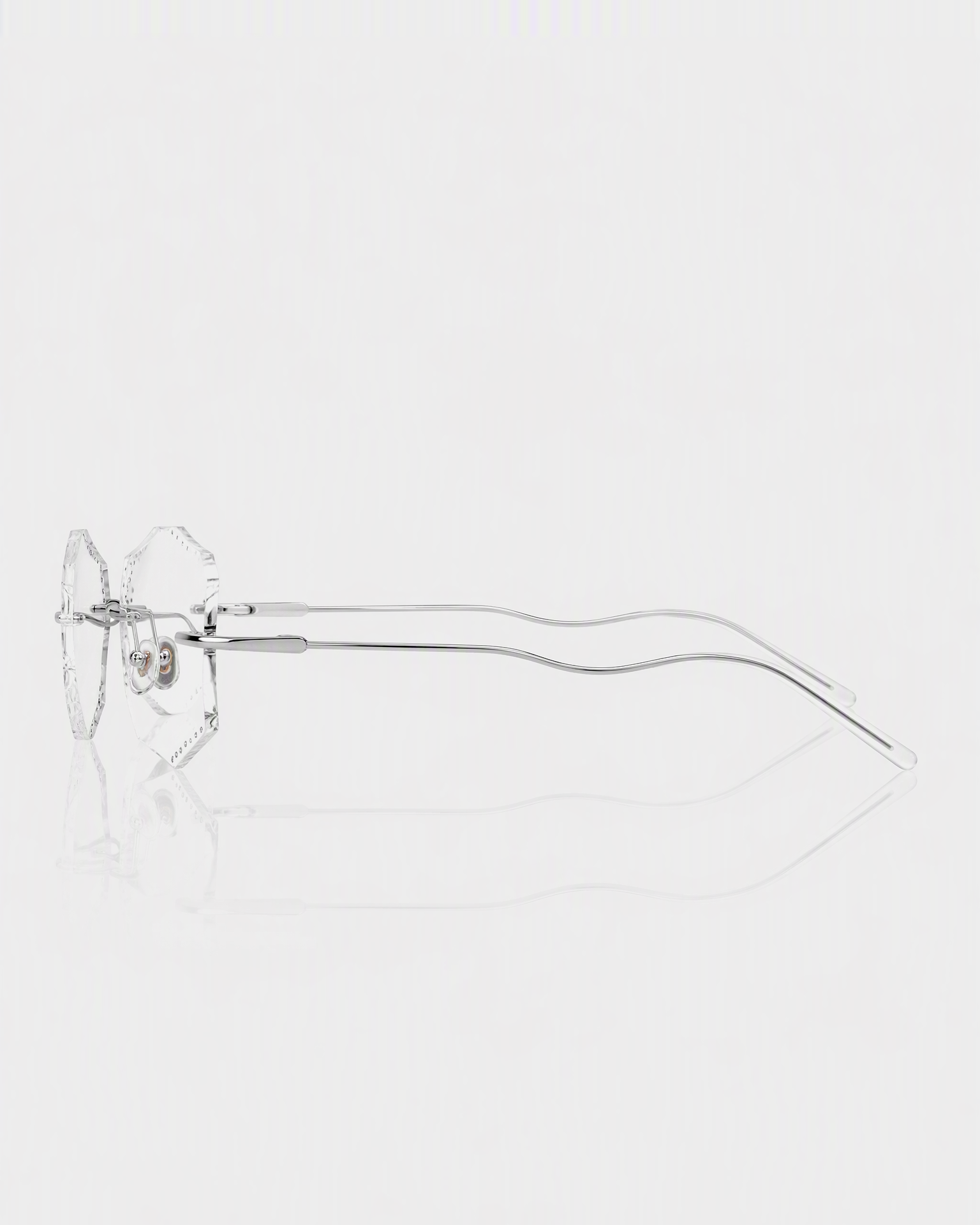Lucie product image 4