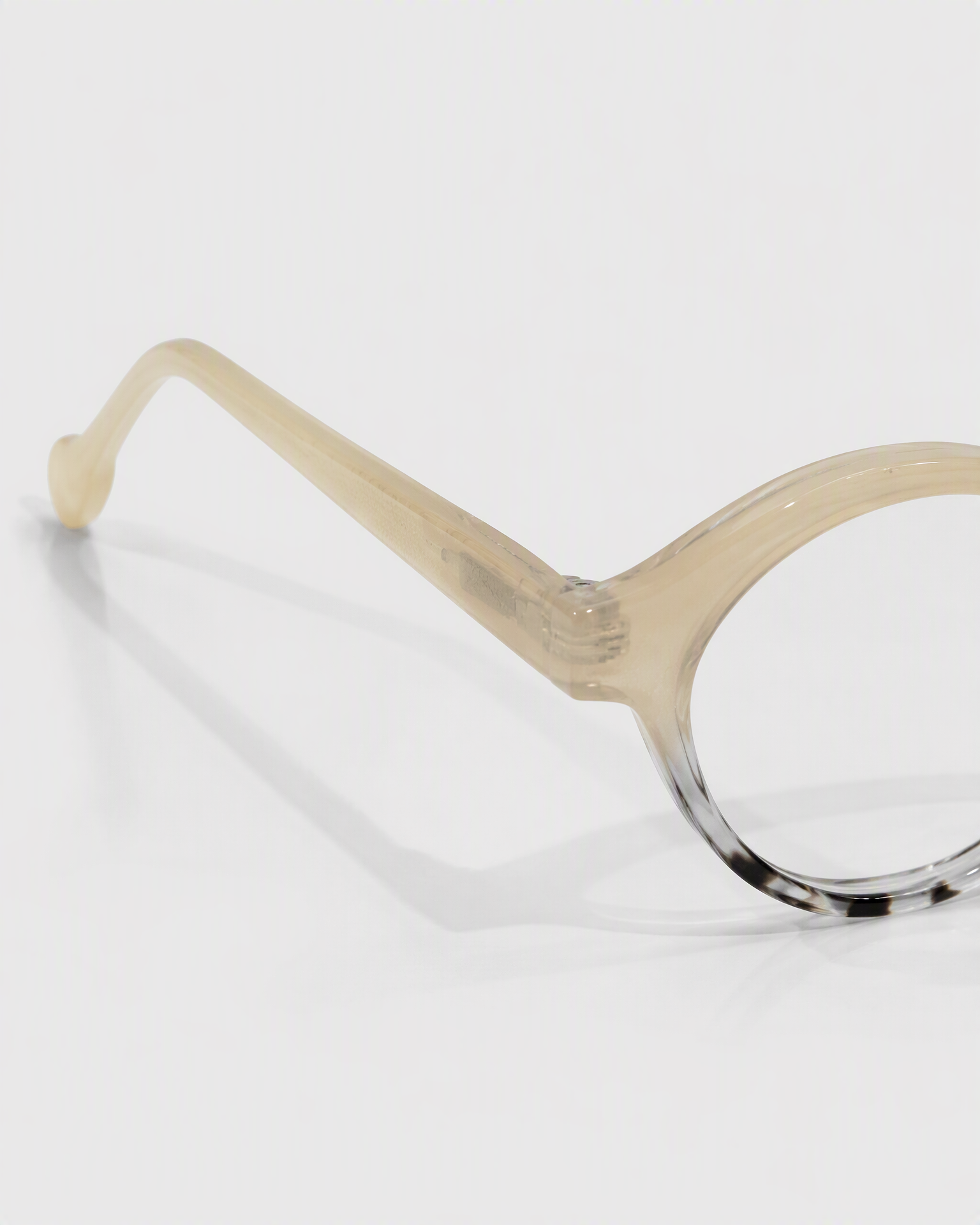 Maven Beige product image 6
