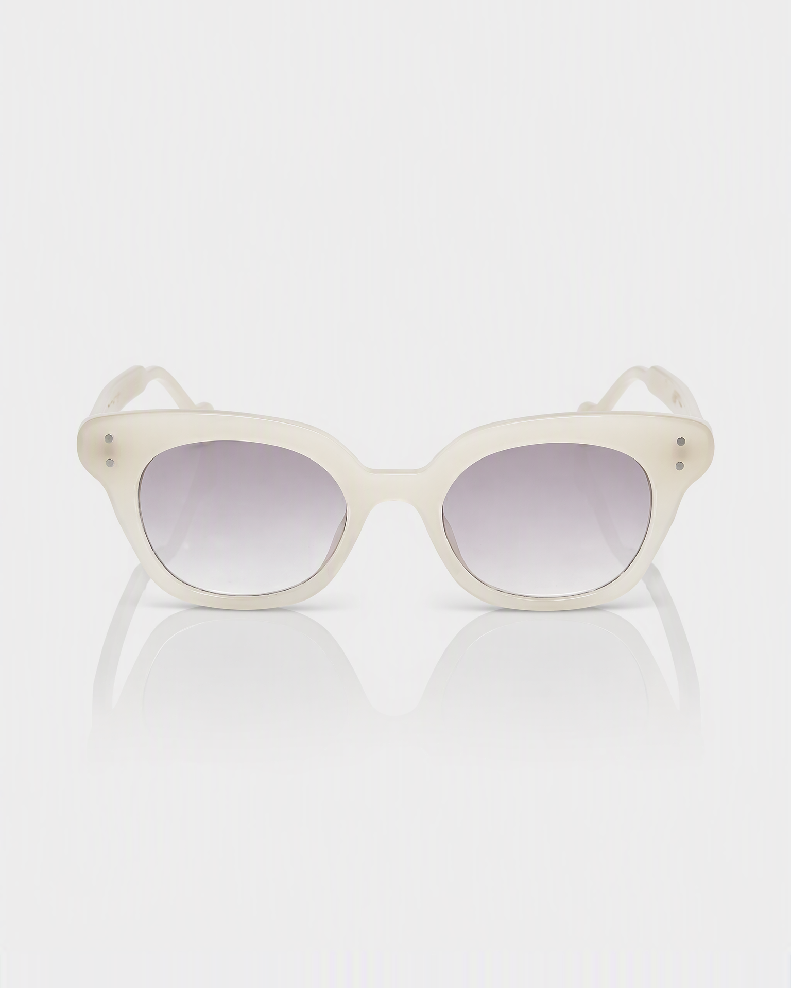 Maxine White product image 1