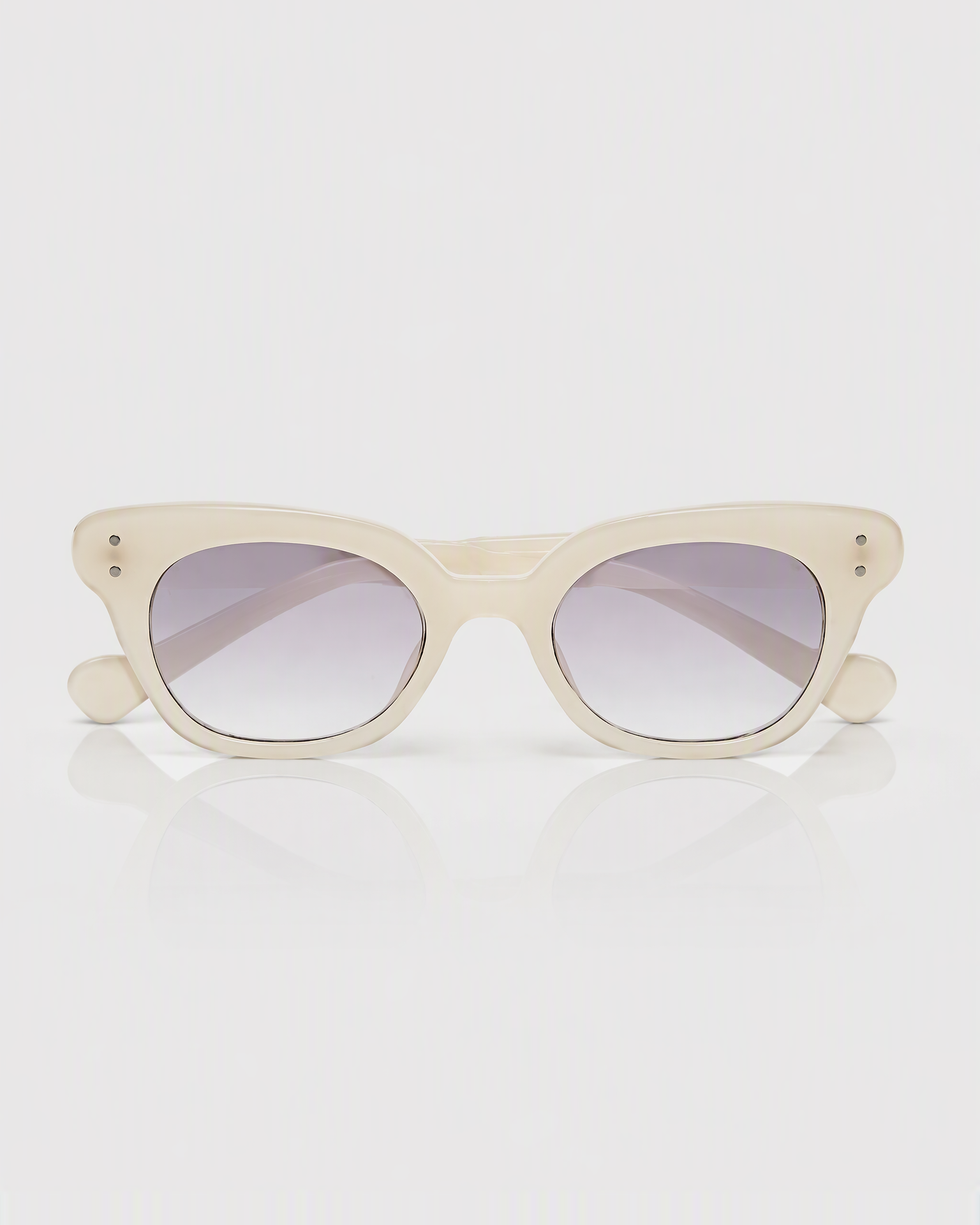 Maxine White product image 5