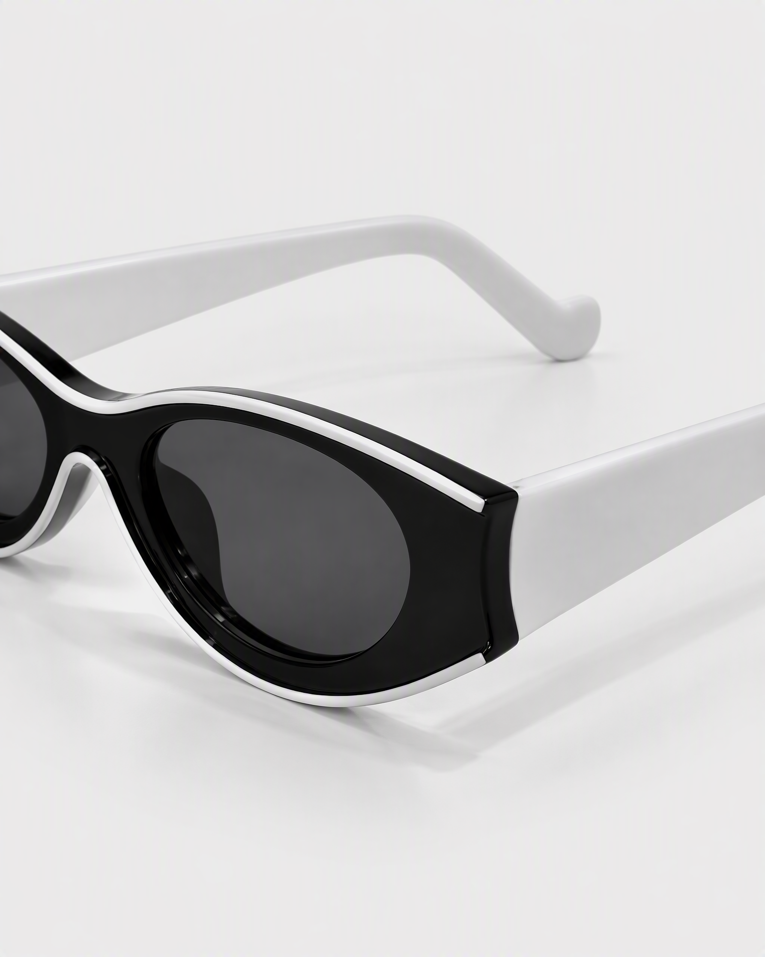 Meta White product image 6