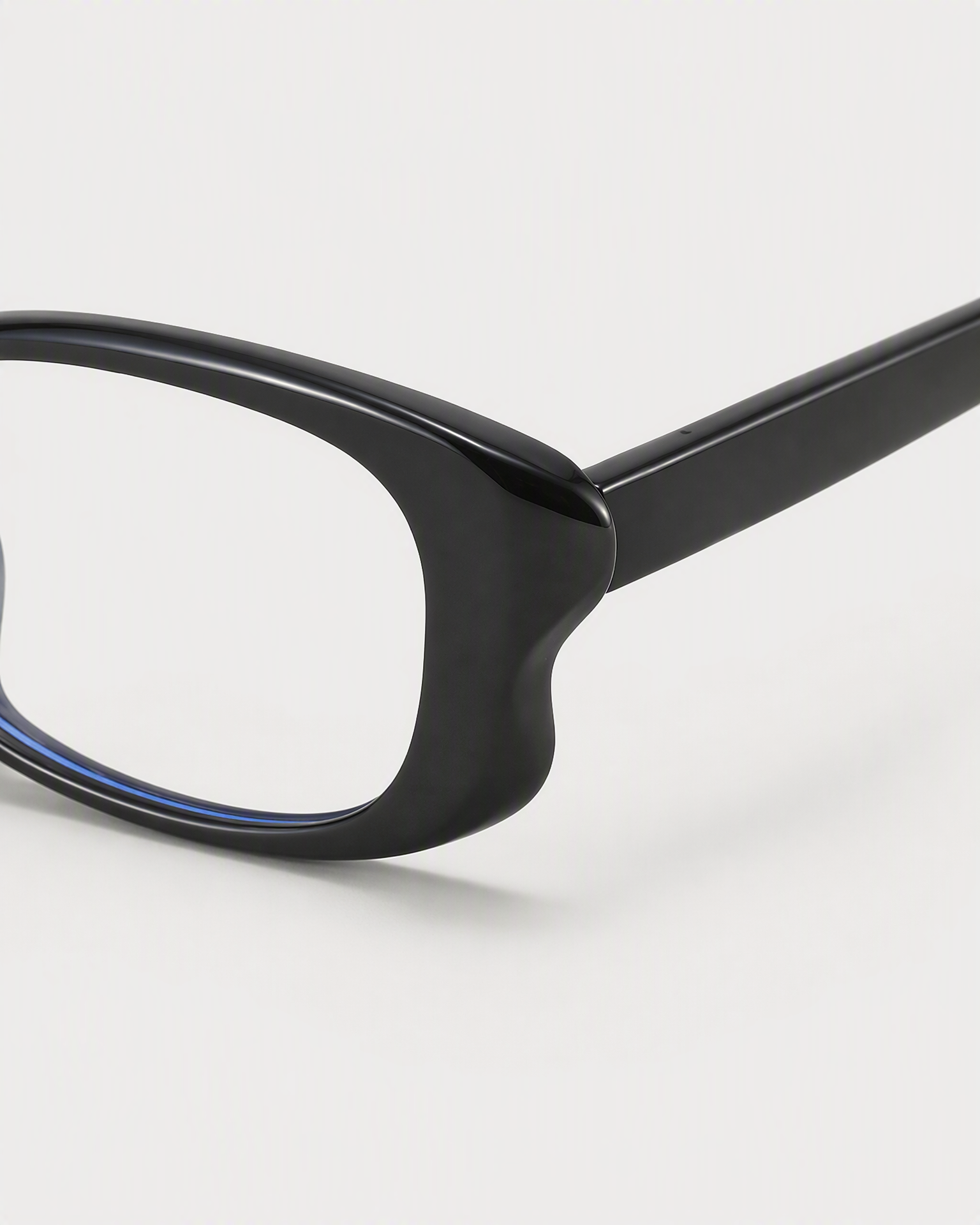Petra Black product image 6