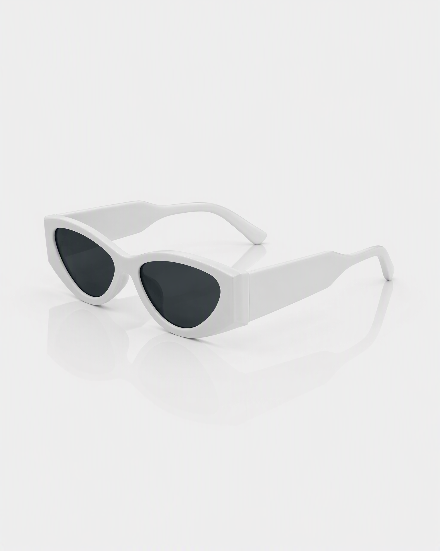 Simone White product image 3