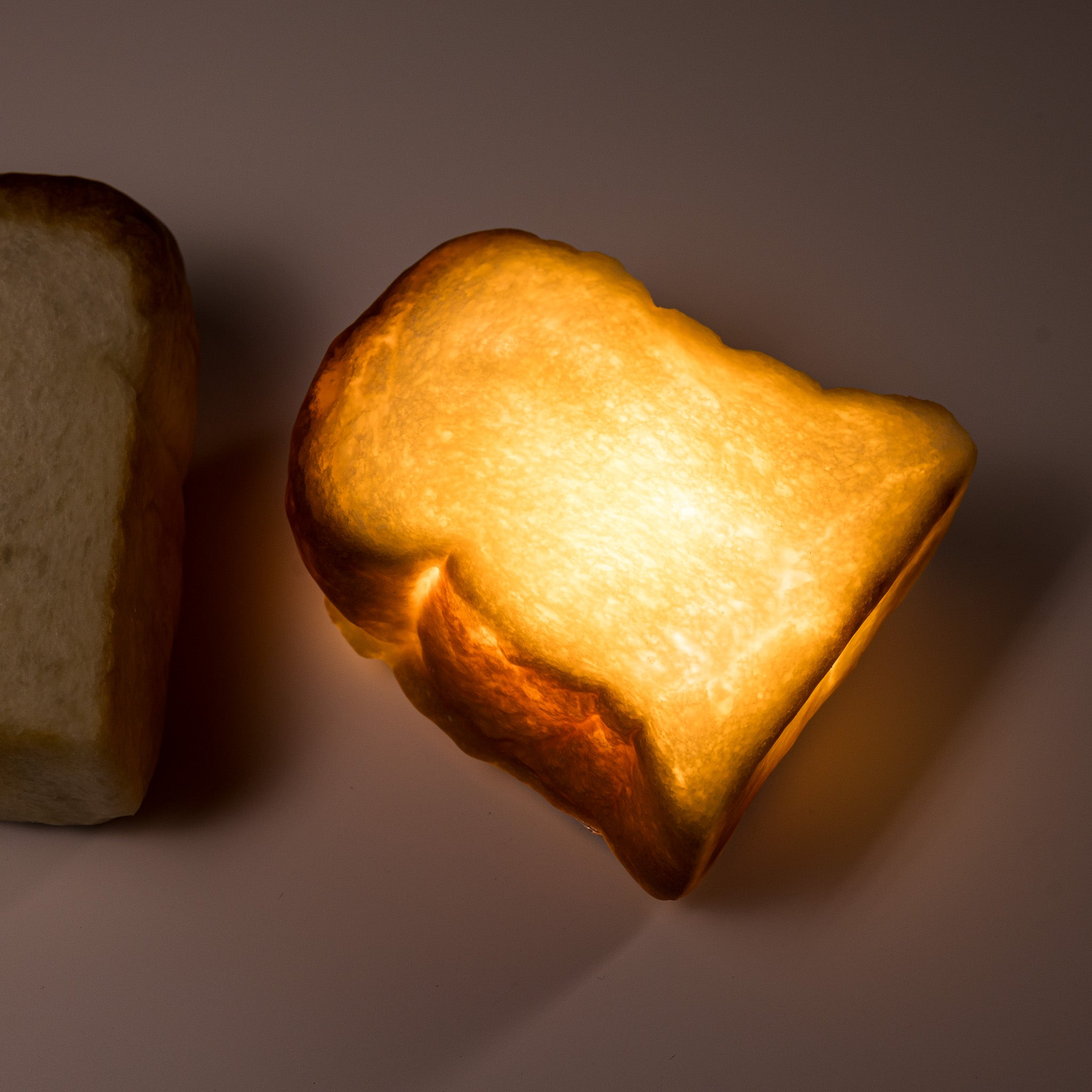 💥 Last Day 49% OFF | Cozy Bread-Shaped Ambient Lamp for Warm Home Decoration