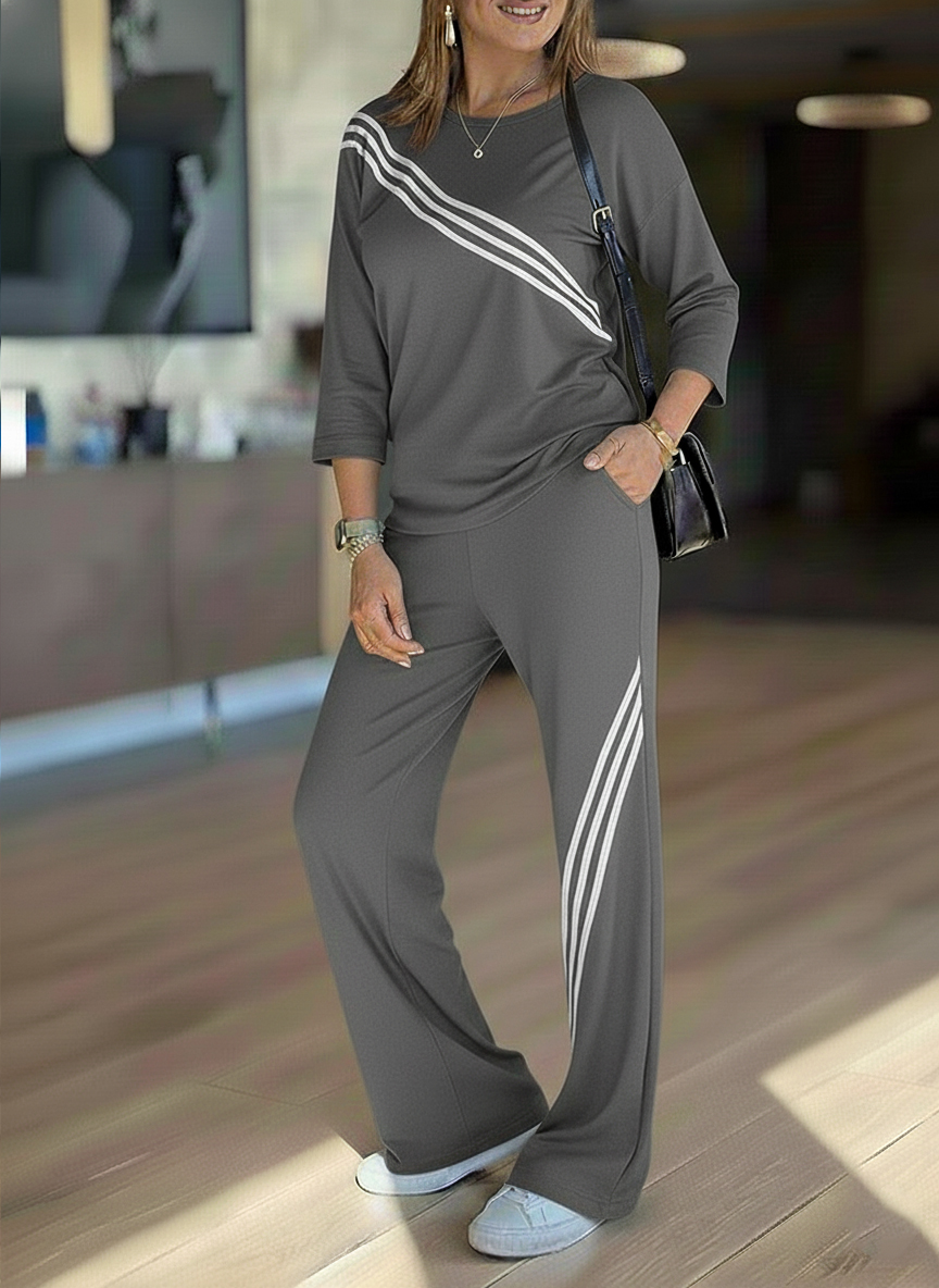 NEW🔥 Women's Soft Striped Design Set with Wide Fit Pants