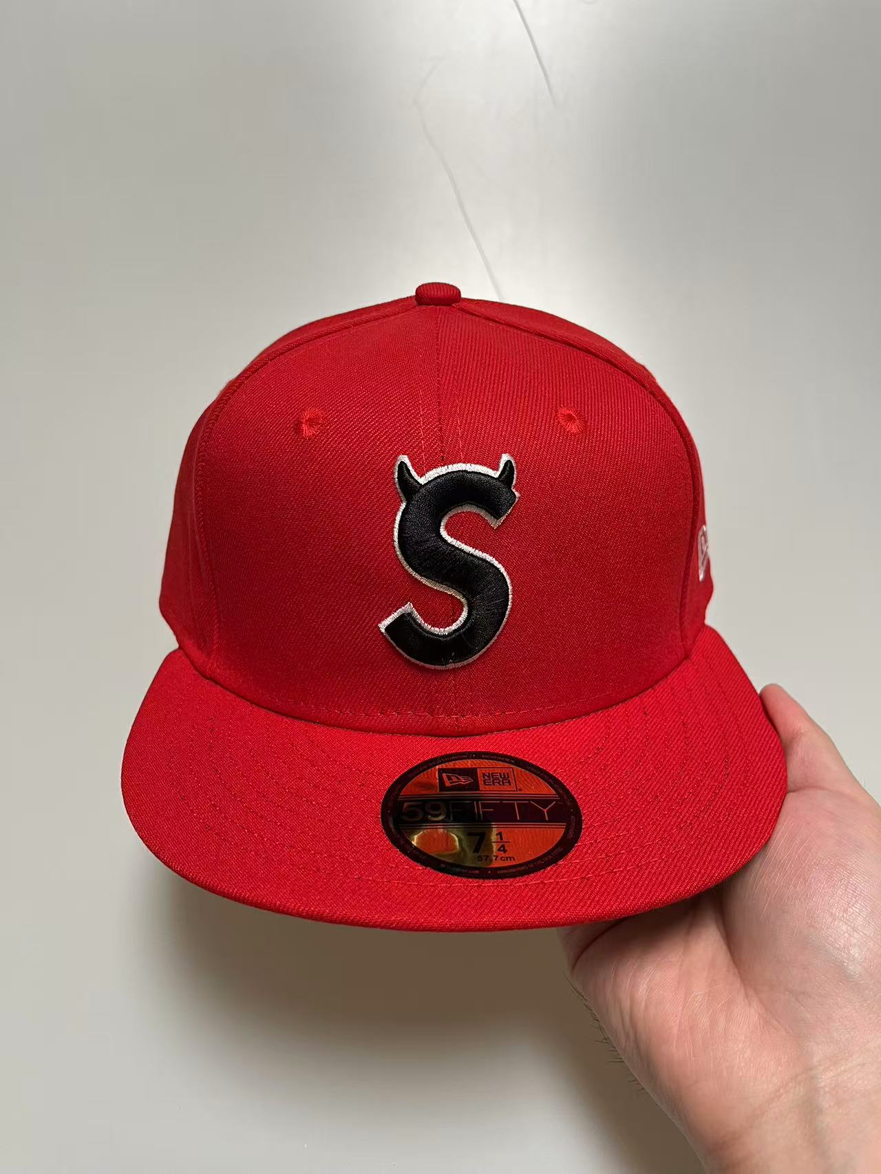 Red Cap｜Embroidered  supreme style Baseball Custom Cap Hat 