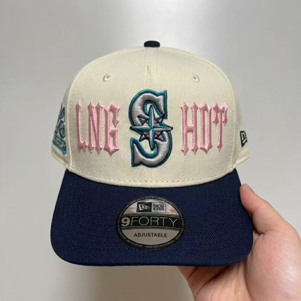 Cream& Navy Cap｜Embroidered Baseball Custom Cap Hat 