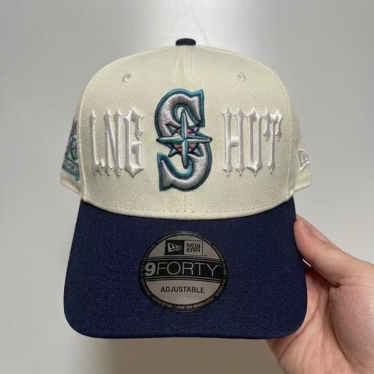 Cream& Navy Cap｜Embroidered Baseball Custom Cap Hat 