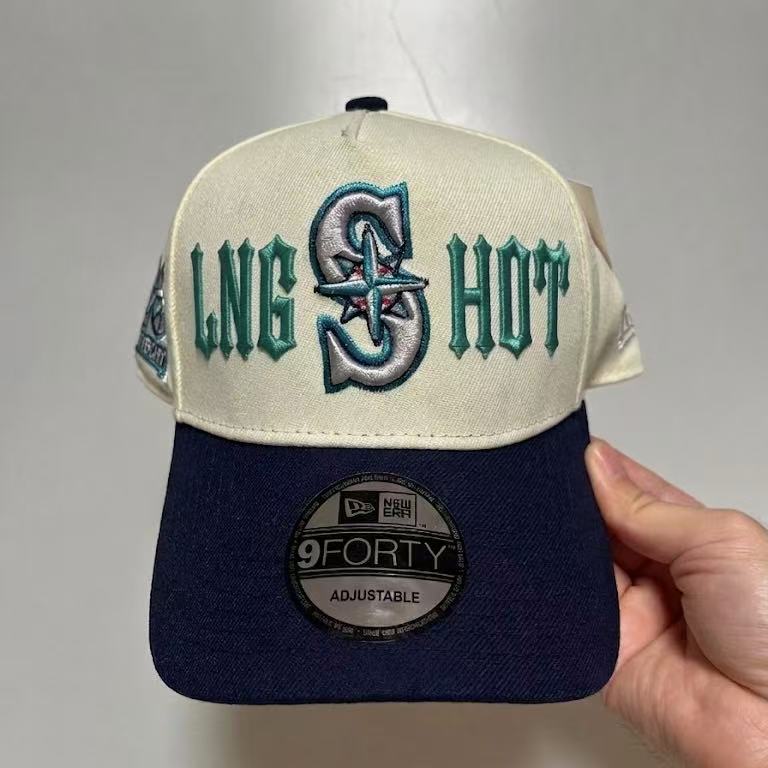 Cream& Navy Cap｜Embroidered Baseball Custom Cap Hat 