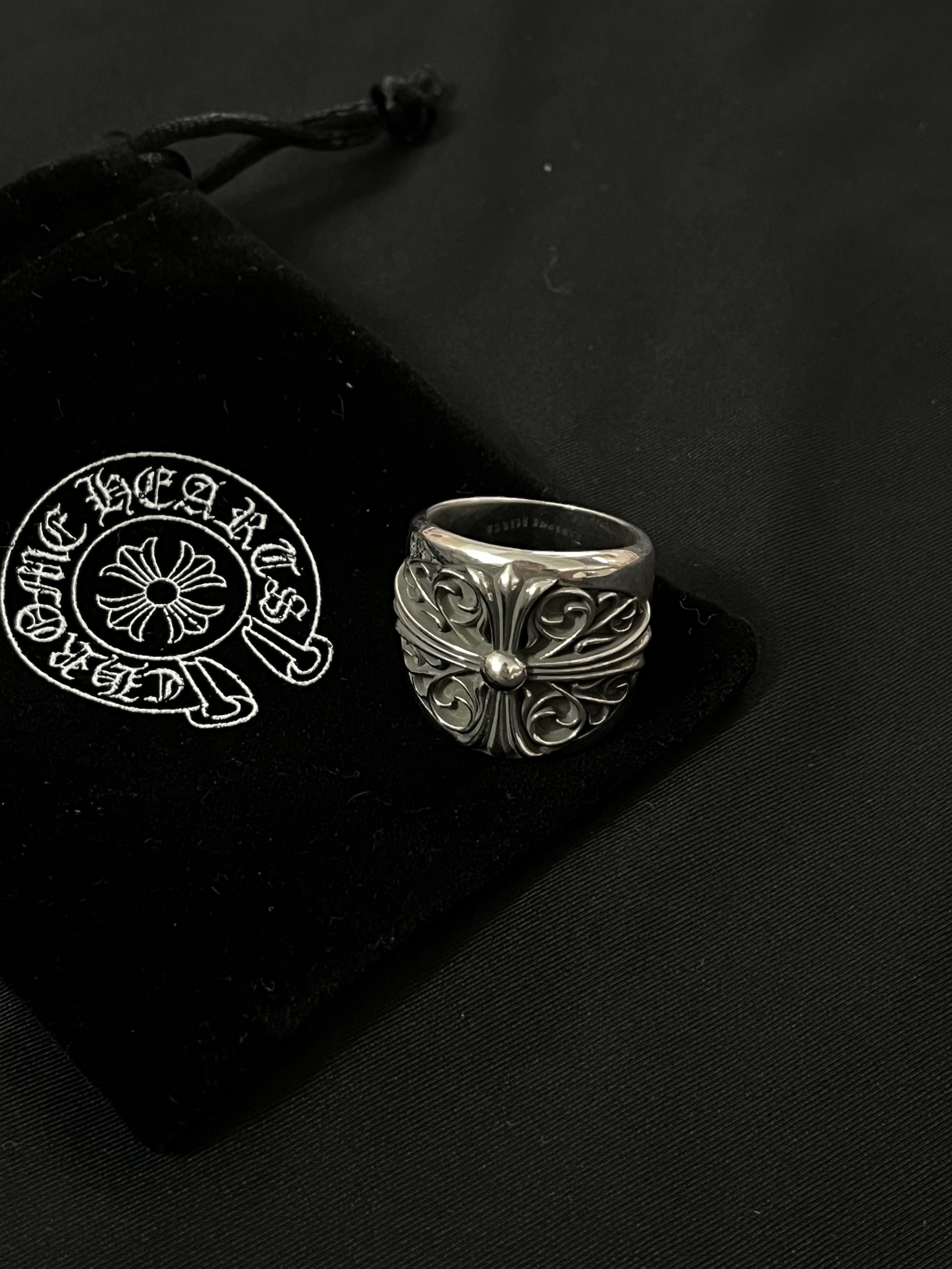 Enhypen Niki inspired chrome heart ring-Ni-Ki