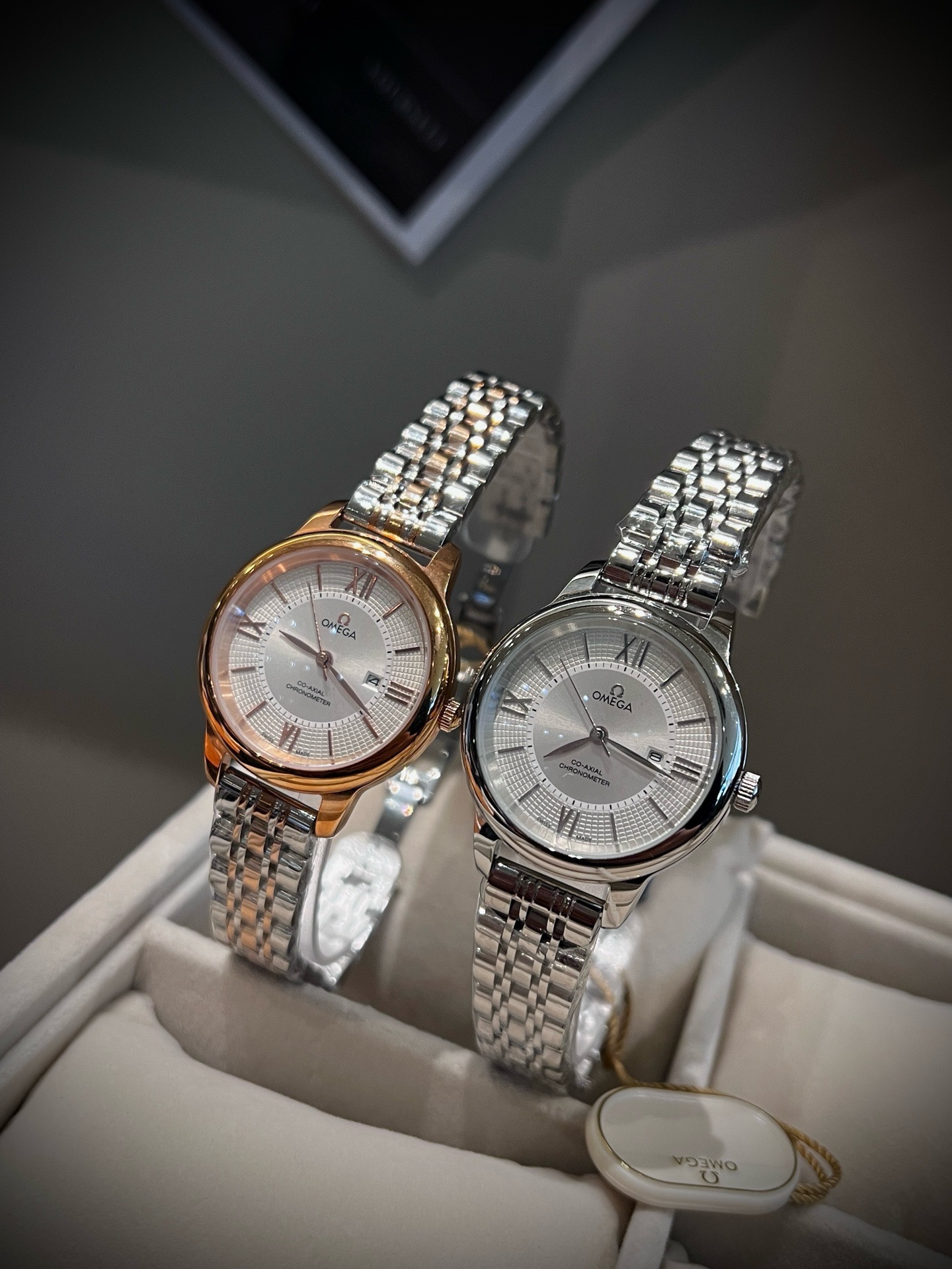 OMEGA Women Quartz Watch 35mm, Diamond Bezel Stainless Steel Watch