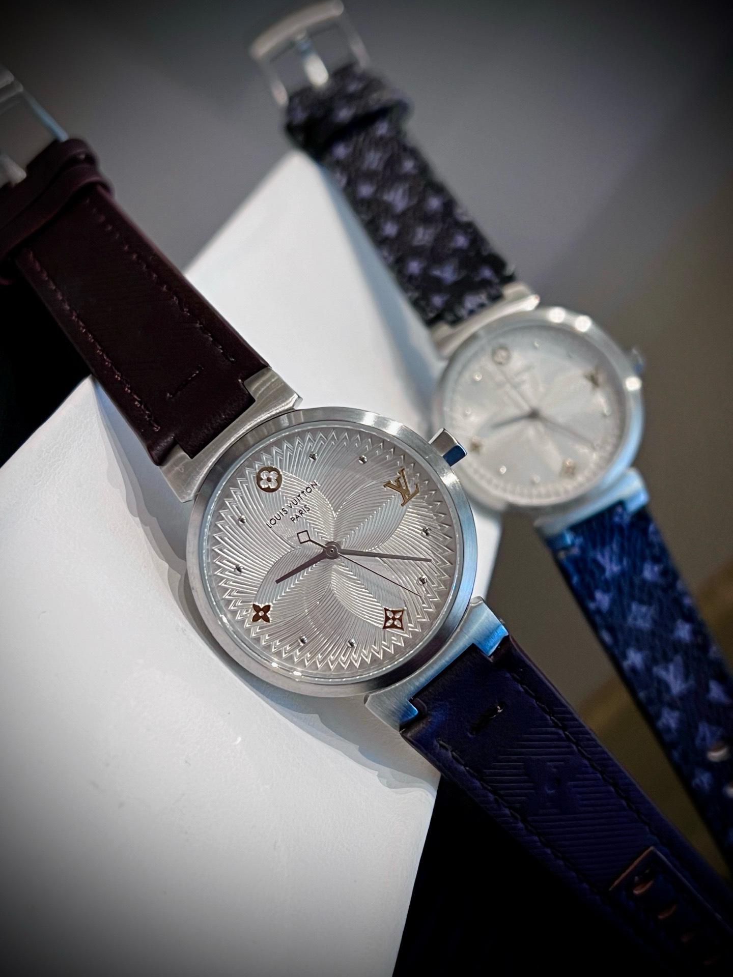 Louis Vuitton Tambour Slim 34mm Women Watch, Inlaid Crystal Dial Quick Release Leather Band