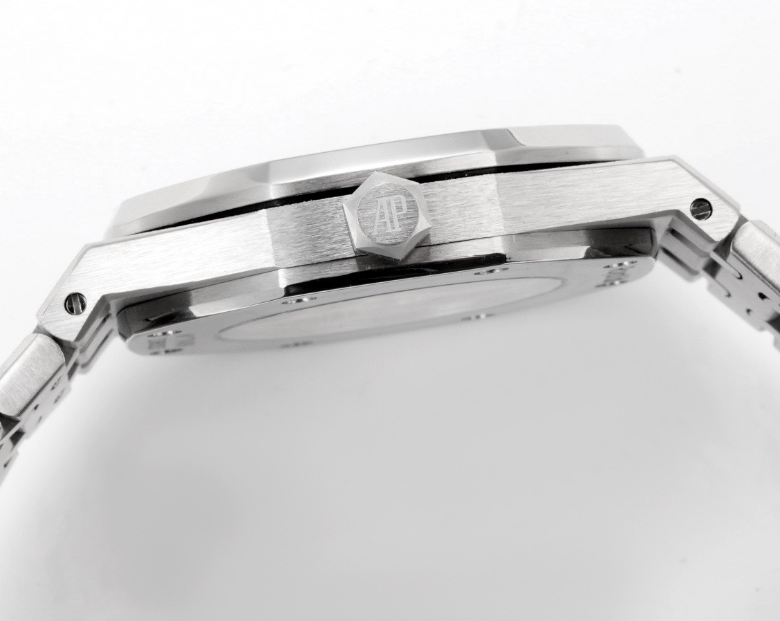 Audemars Piguet Royal Oak Skeleton Frosted Gold Rainbow Bezel AP2 Version