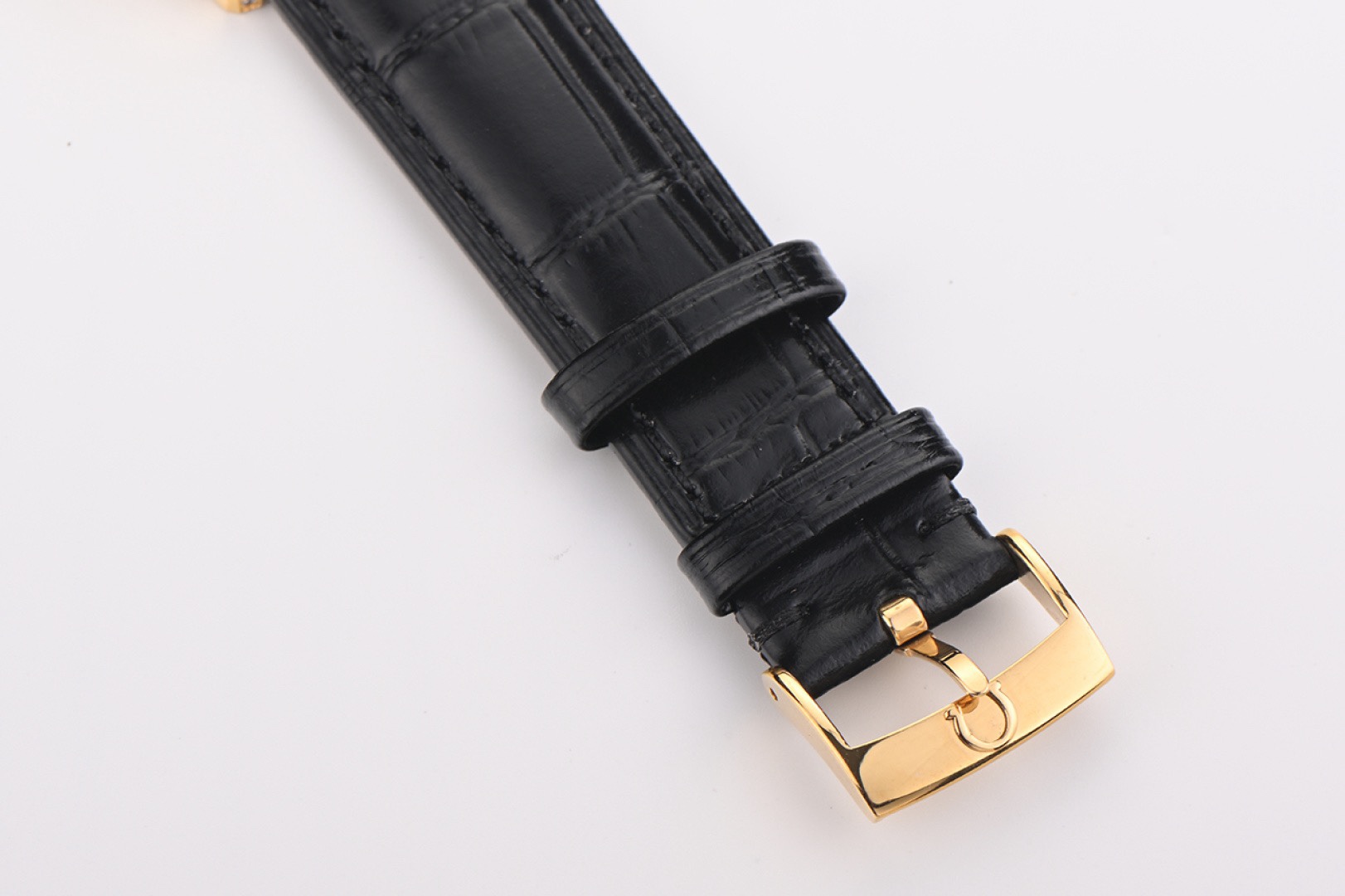 OMEGA Observatory Co‑Axial Master Chronometer Watch | Diamond Bezel, Genuine Leather Strap