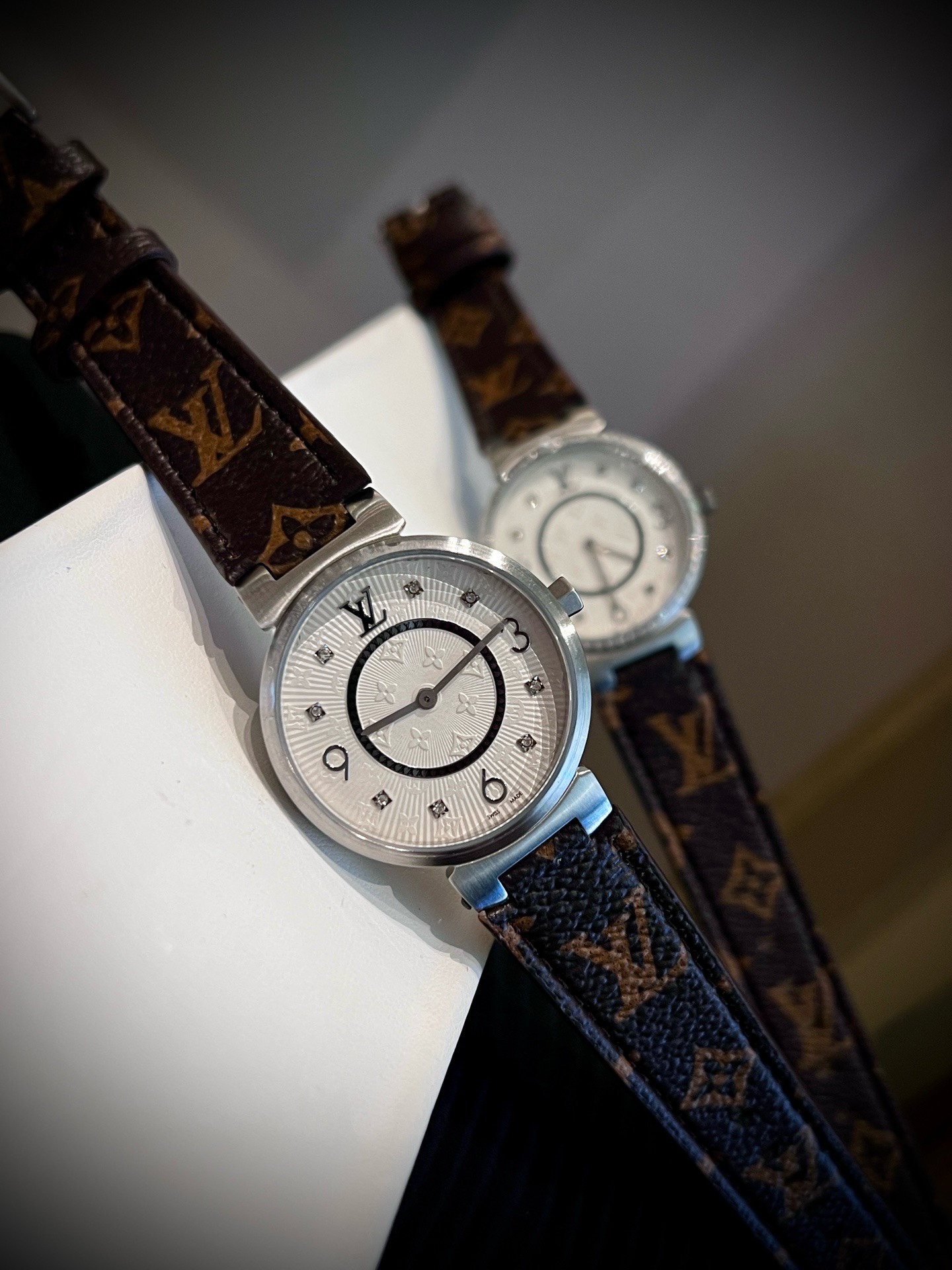 Louis Vuitton Tambour Slim 34mm Women Watch, Inlaid Crystal Dial Quick Release Leather Band