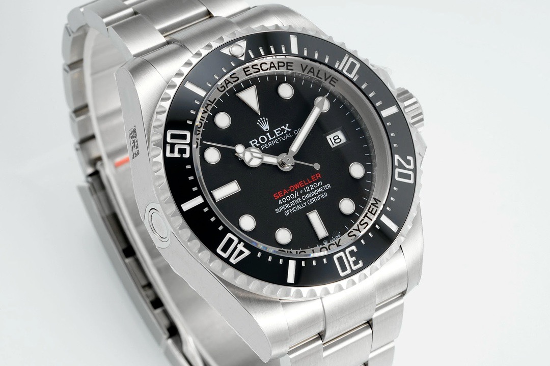 Rolex Sea-Dweller Deepsea 44mm Dive Watch 904L Steel 3235 Integrated Movement