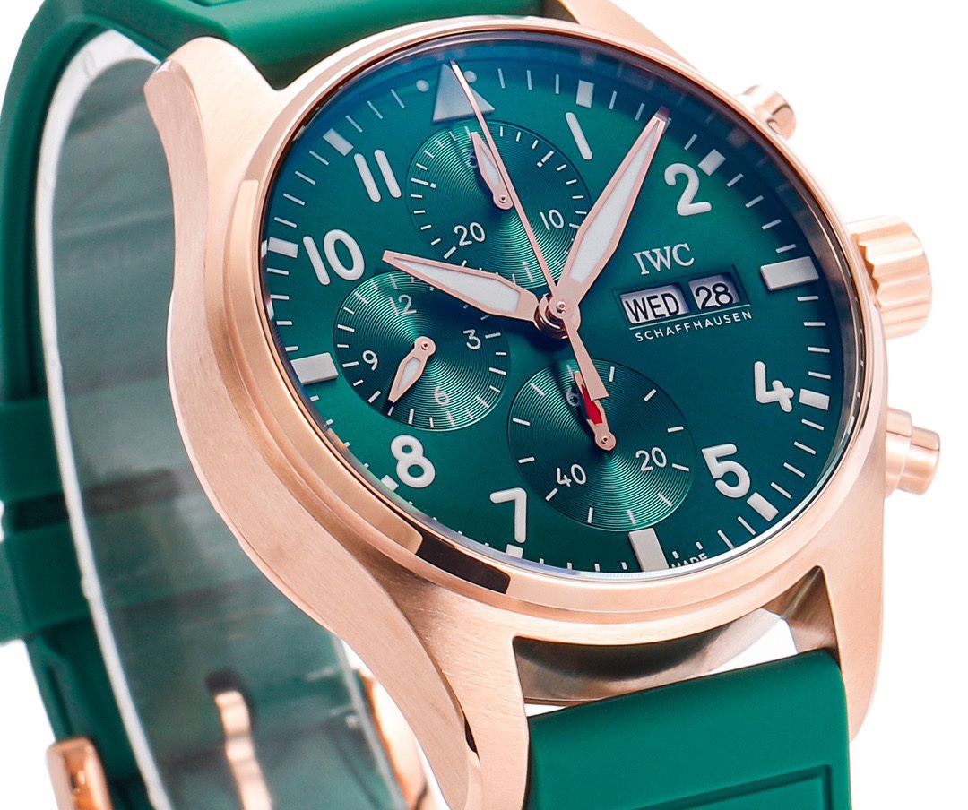IWC Pilots Series IW388110 Men Watch AP5 Upgrade Fluororubber Strap 46H Power Reserve
