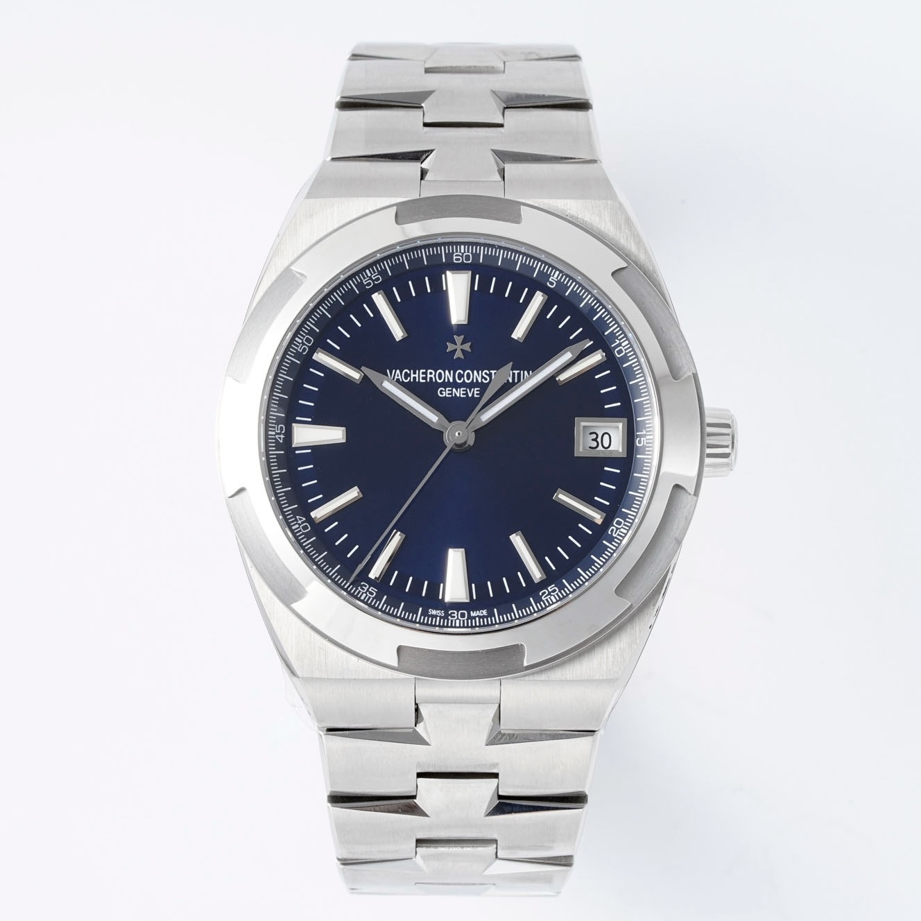 Vacheron Constantin Overseas 4500 Watch 41mm | Modified Cal.5100 Movement, Quick Release Bracelet