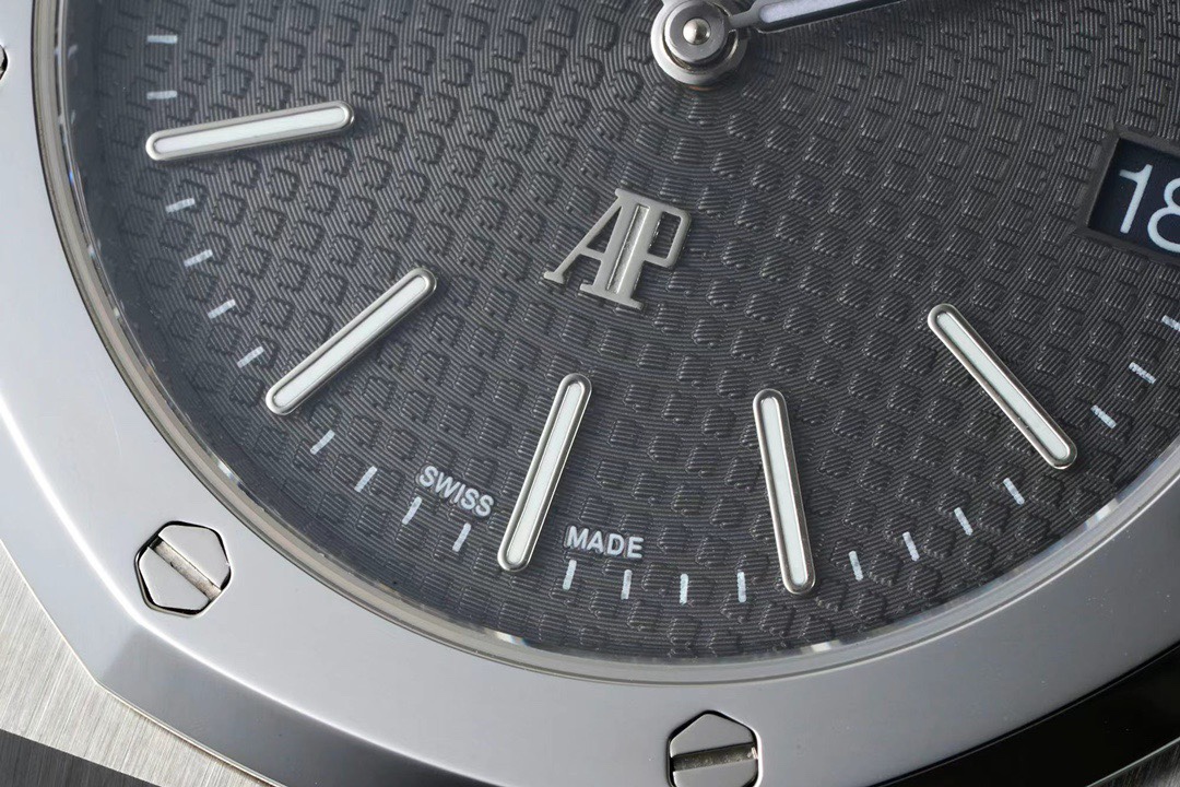 Audemars Piguet Royal Oak IPF Factory 15202 Ultra‑thin Steel King Automatic Watch