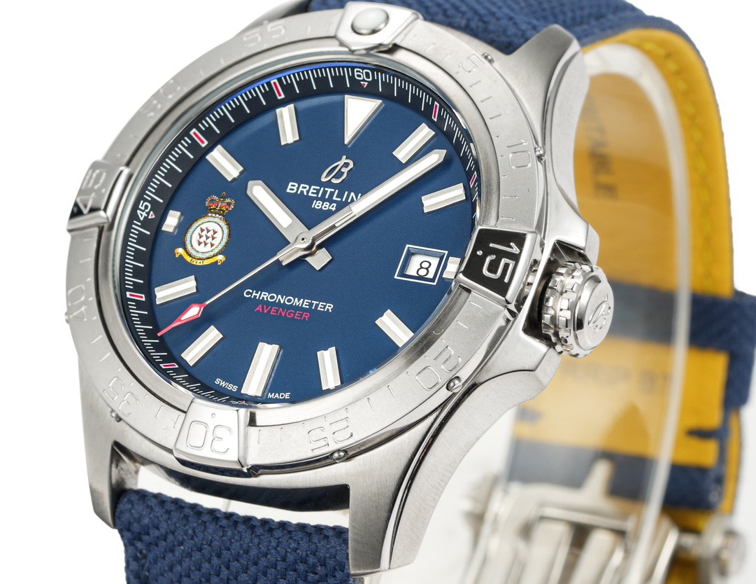 Breitling Avenger A17328101 42mm Swiss Automatic Watch