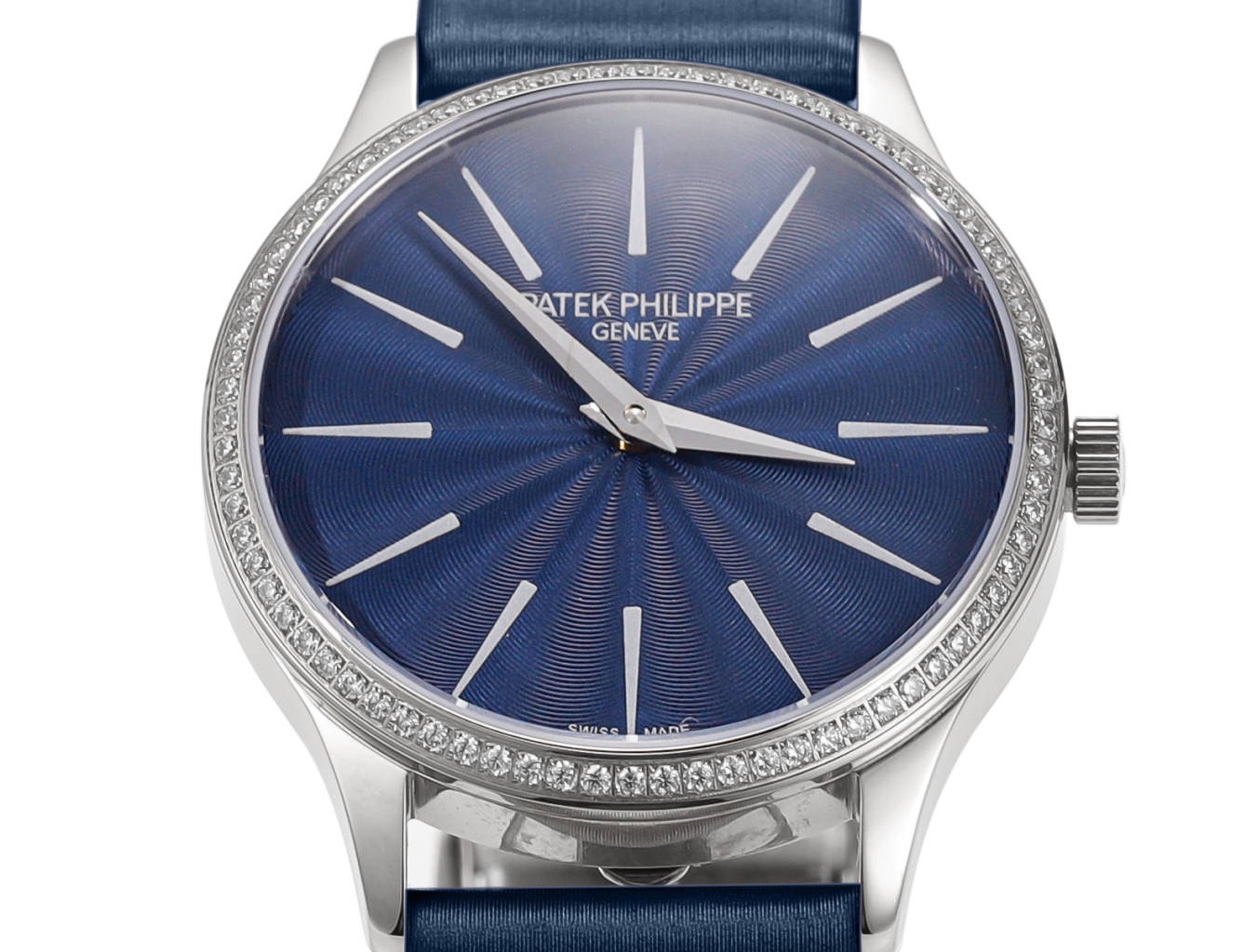 Patek Philippe Calatrava Ladies Watch 35mm | Slim Cal.240 Automatic Guilloché Dial Watch
