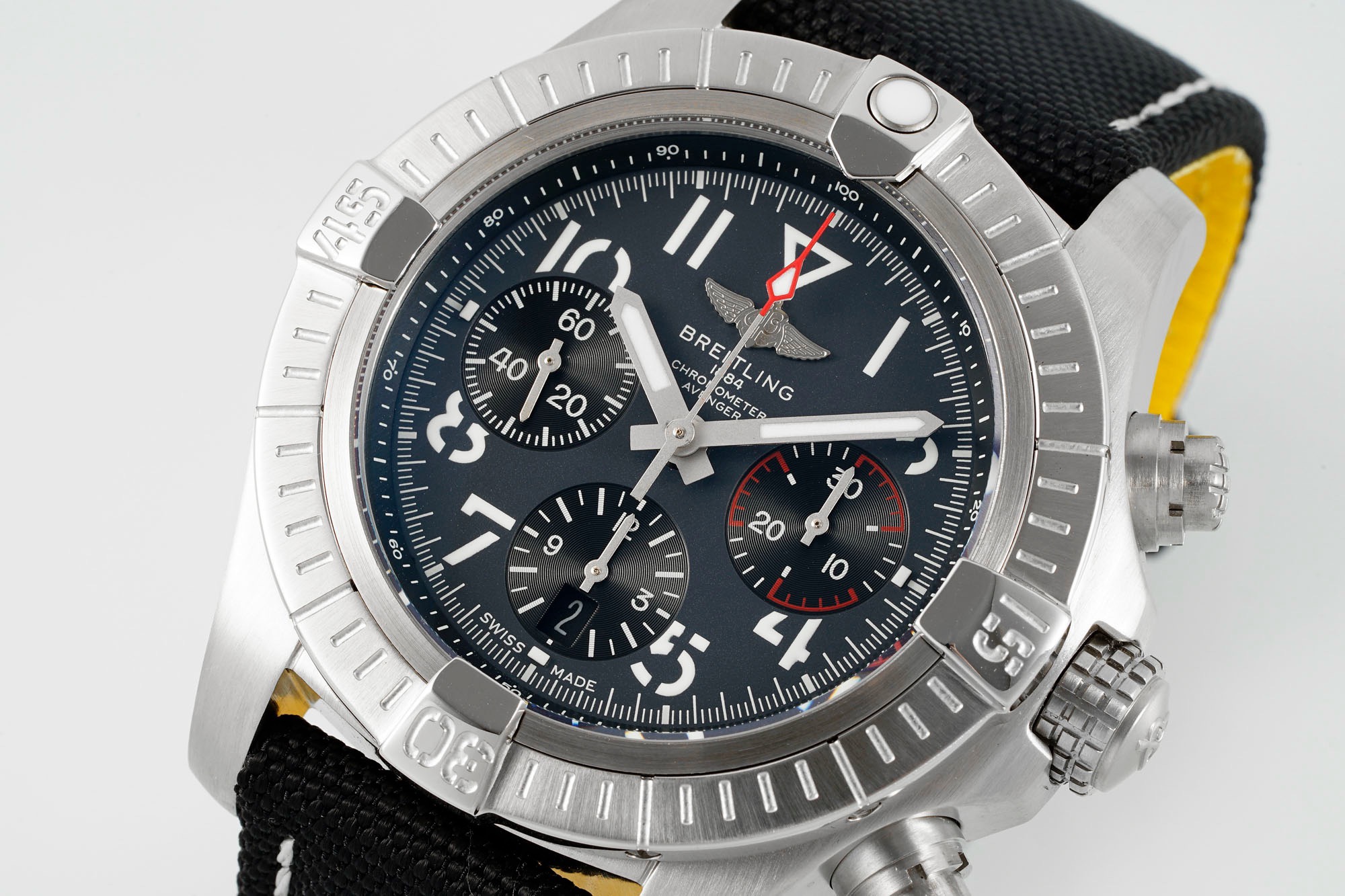 BREITLING Avenger B01 Chronograph 45mm Pilot Watch | BLS Factory Cal.B01 Modified Movement