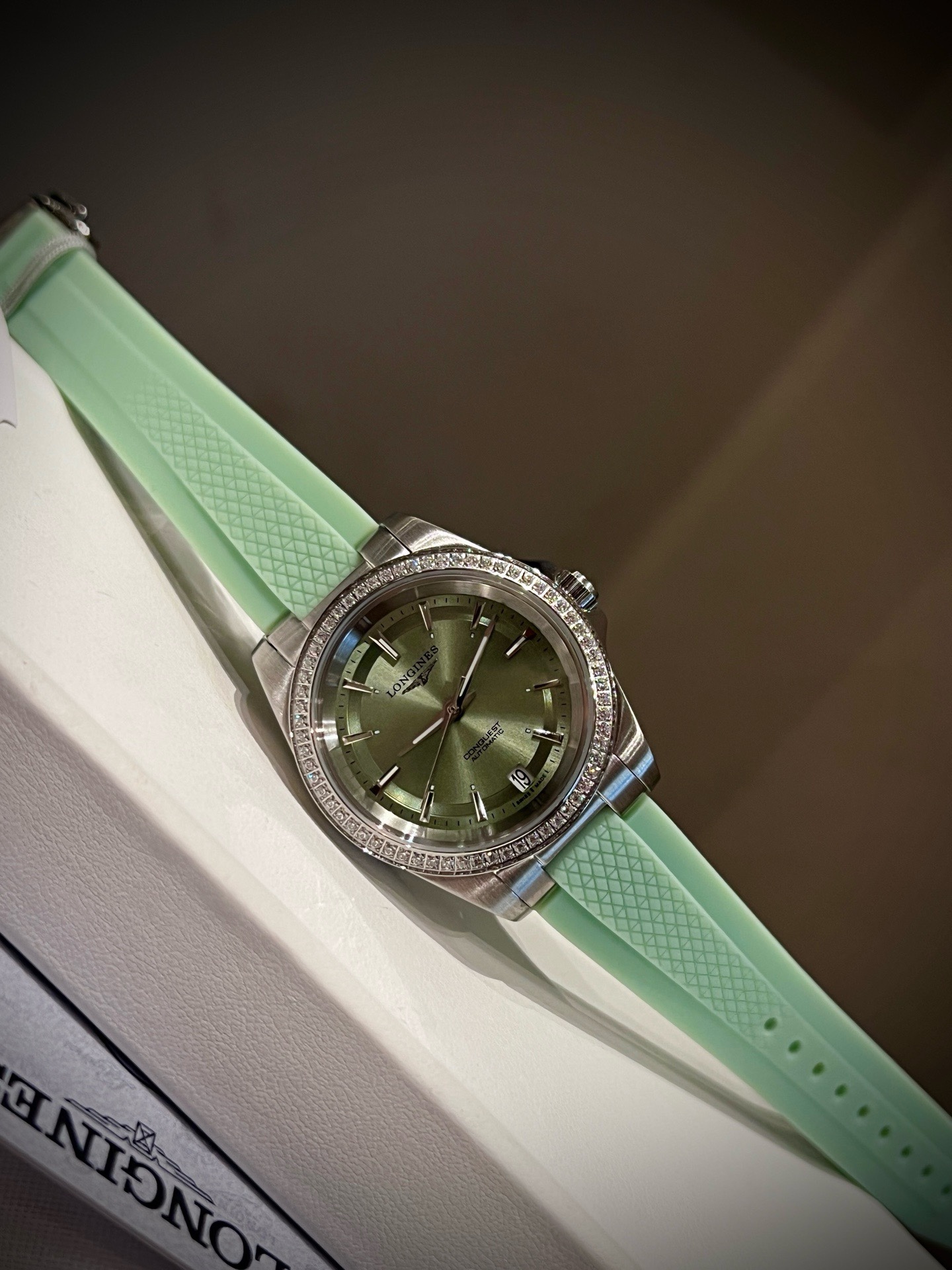 Longines Conquest 34mm Ladies Wristwatch Rubber Band With Luminous Dial