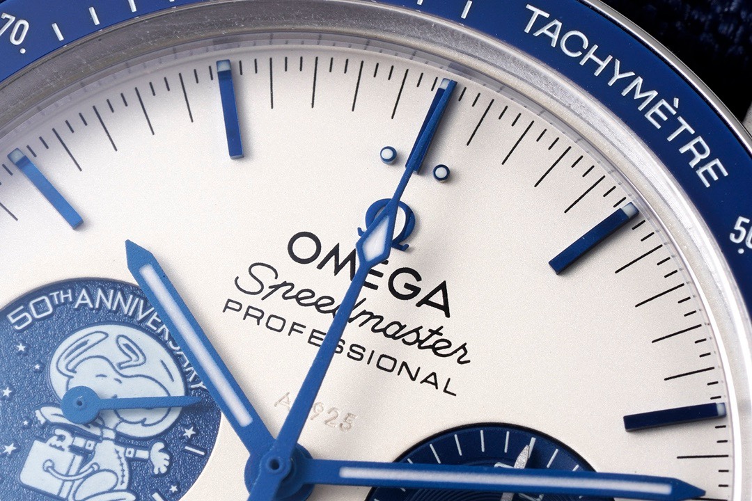 OMEGA Speedmaster Moonwatch 3861 Caliber Moonshine 18K Gold Chronograph 42mm