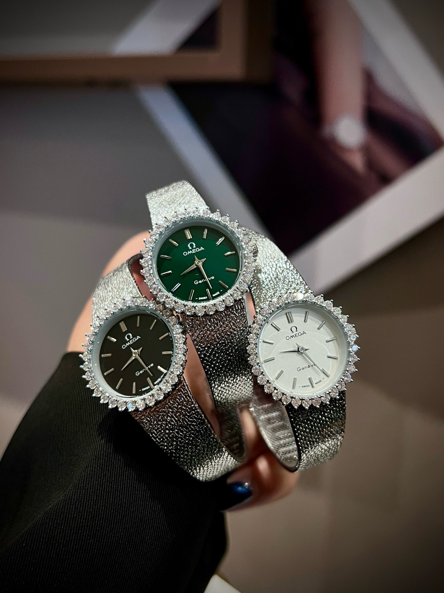 OMEGA Vintage Women Watch 26mm, Diamond Bezel Textured Leather Band Dress Watch
