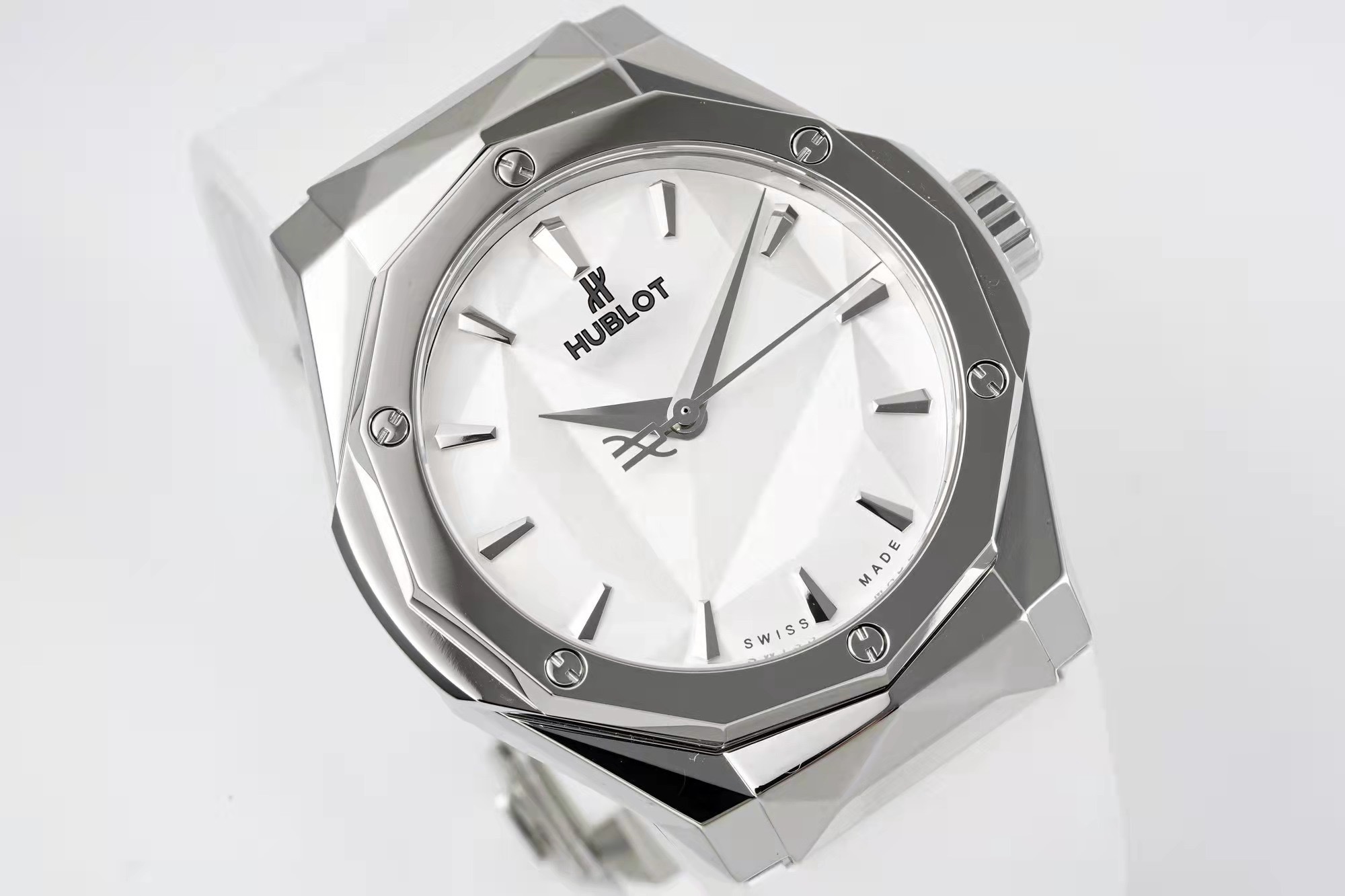 Hublot x Richard Orlinski Co-branded Watch APS Top Replica, 40mm Faceted Polygon Case