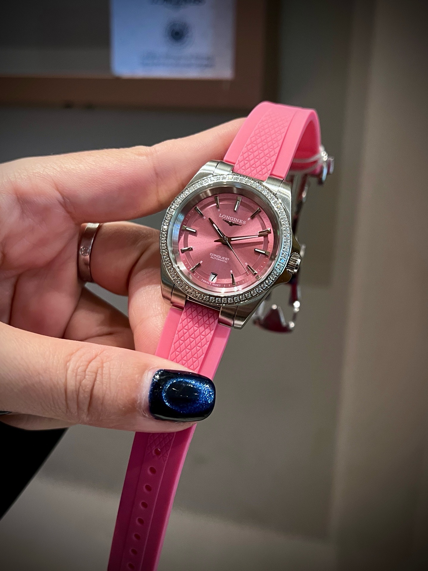 Longines Conquest 34mm Ladies Wristwatch Rubber Band With Luminous Dial