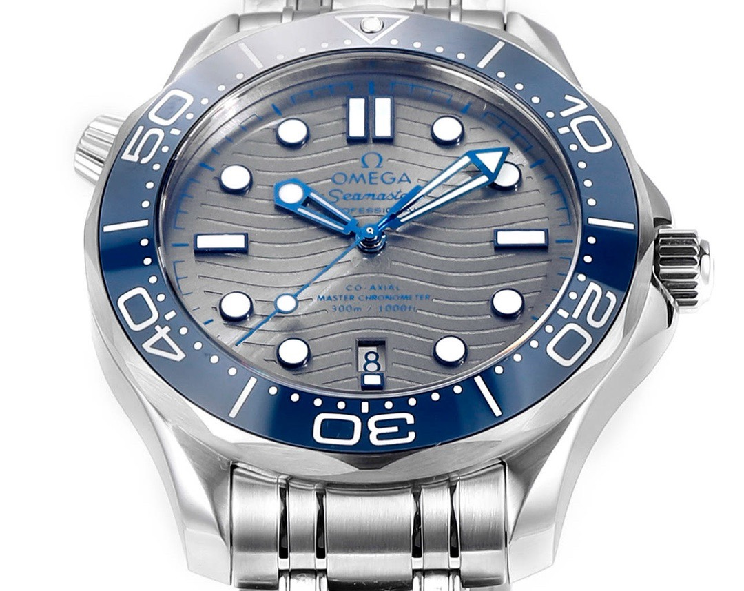Omega Seamaster 300M Co-Axial Diving Watch 42mm Stainless Steel Bracelet