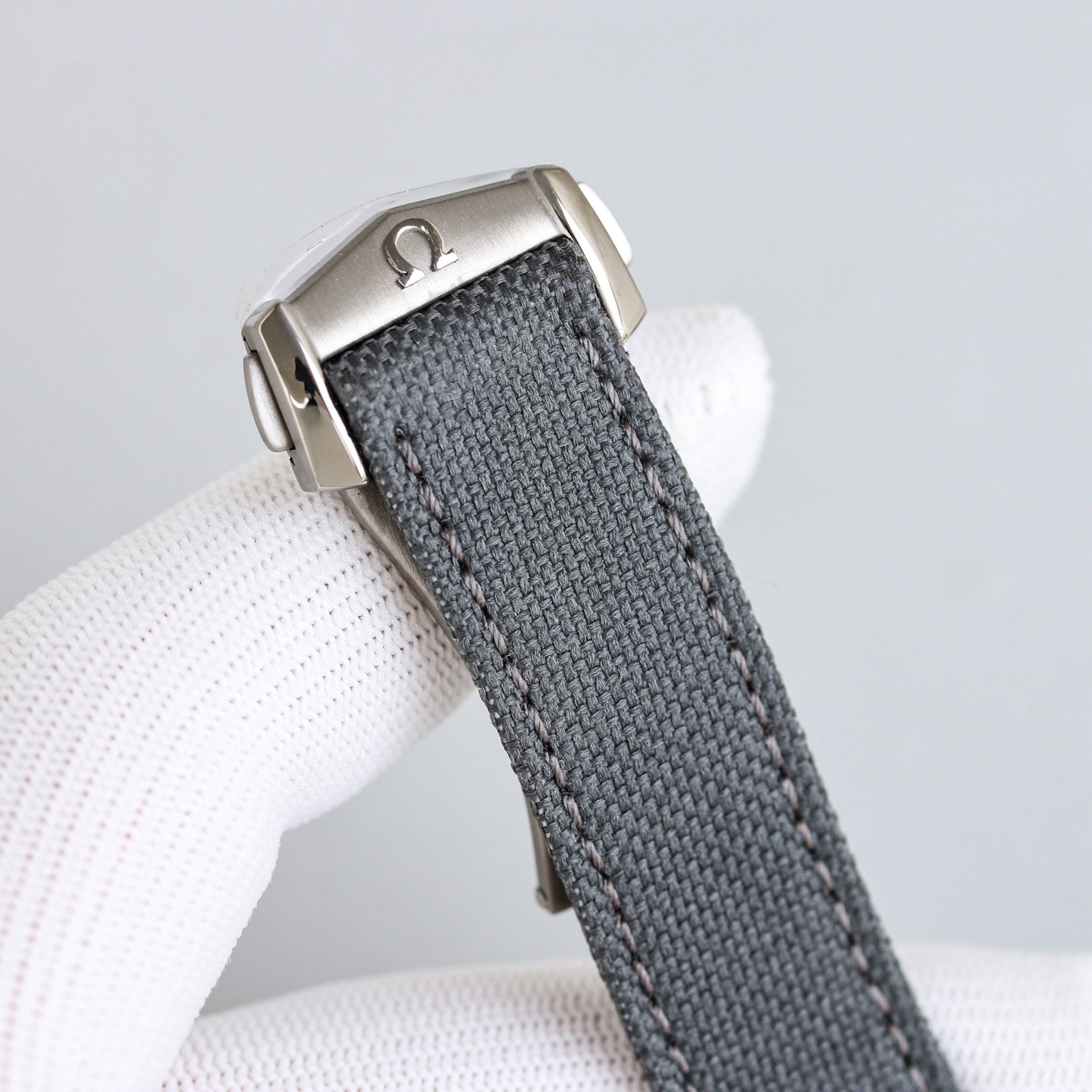 OMEGA Speedmaster Grey Side of the Moon Watch