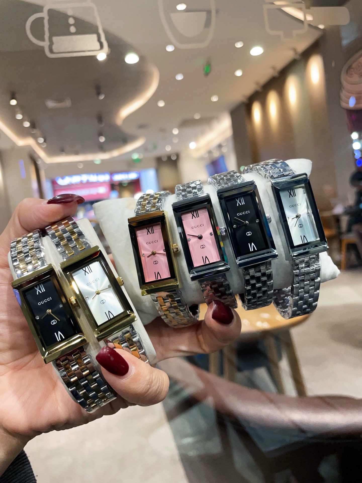 Gucci G-Frame Rectangle Ladies Watch Roman Numeral Dial Stainless Steel Bracelet Women Wristwatch