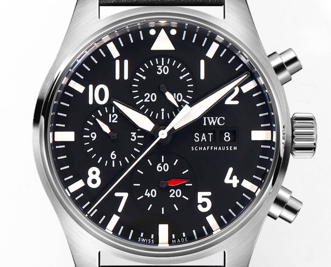 IWC Portuguese Chronograph Watch, New Men's Wristwatch for Business & Daily Wear