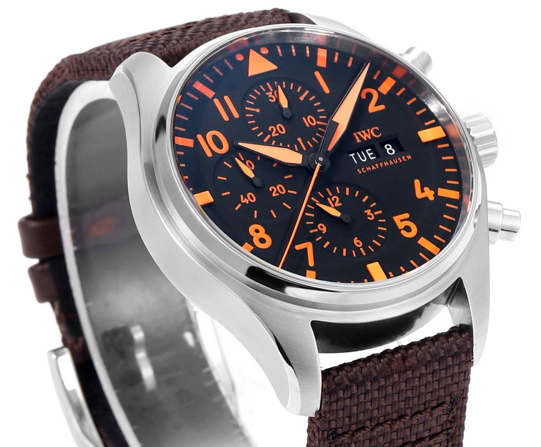 IWC Portuguese Chronograph Watch, New Men's Wristwatch for Business & Daily Wear