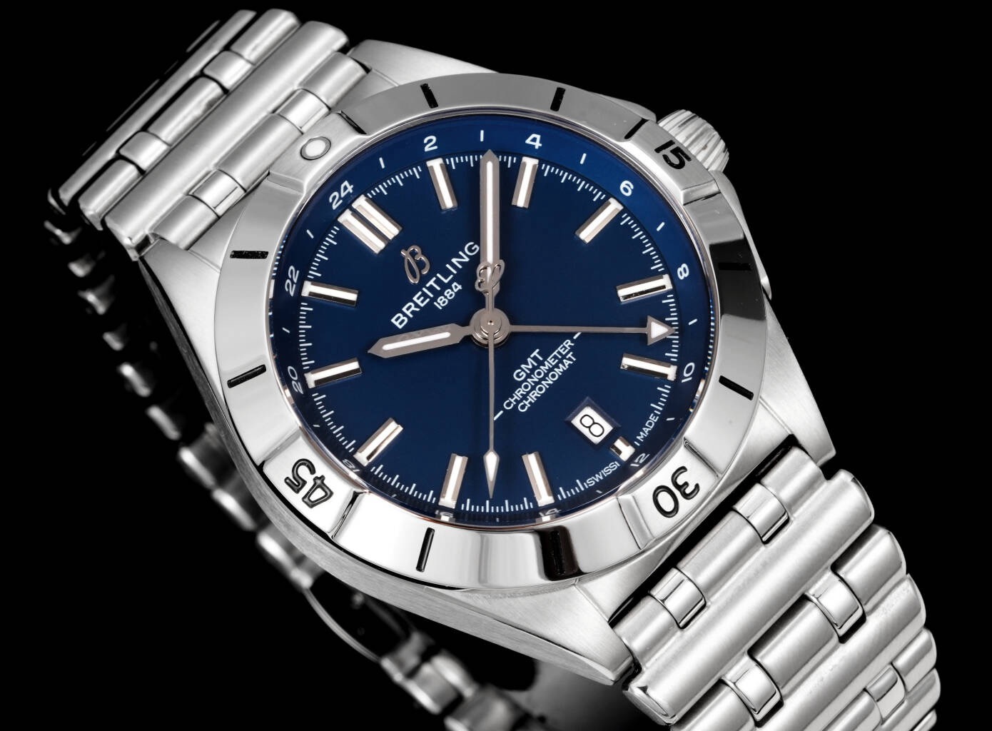 Breitling Chronomat GMT 40mm Automatic Steel Watch Multi‑Color Dial Bullet Bracelet