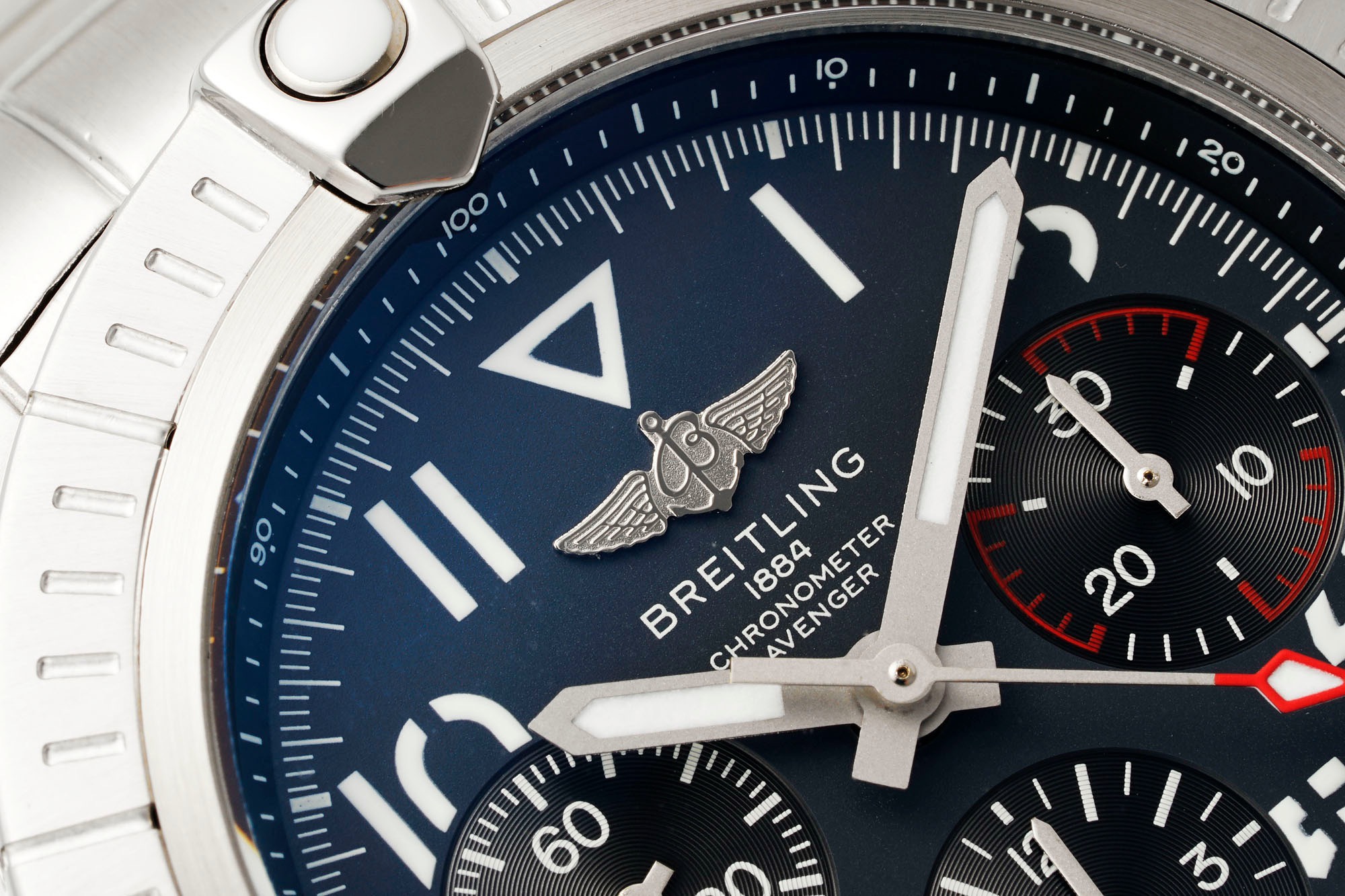 BREITLING Avenger B01 Chronograph 45mm Pilot Watch | BLS Factory Cal.B01 Modified Movement